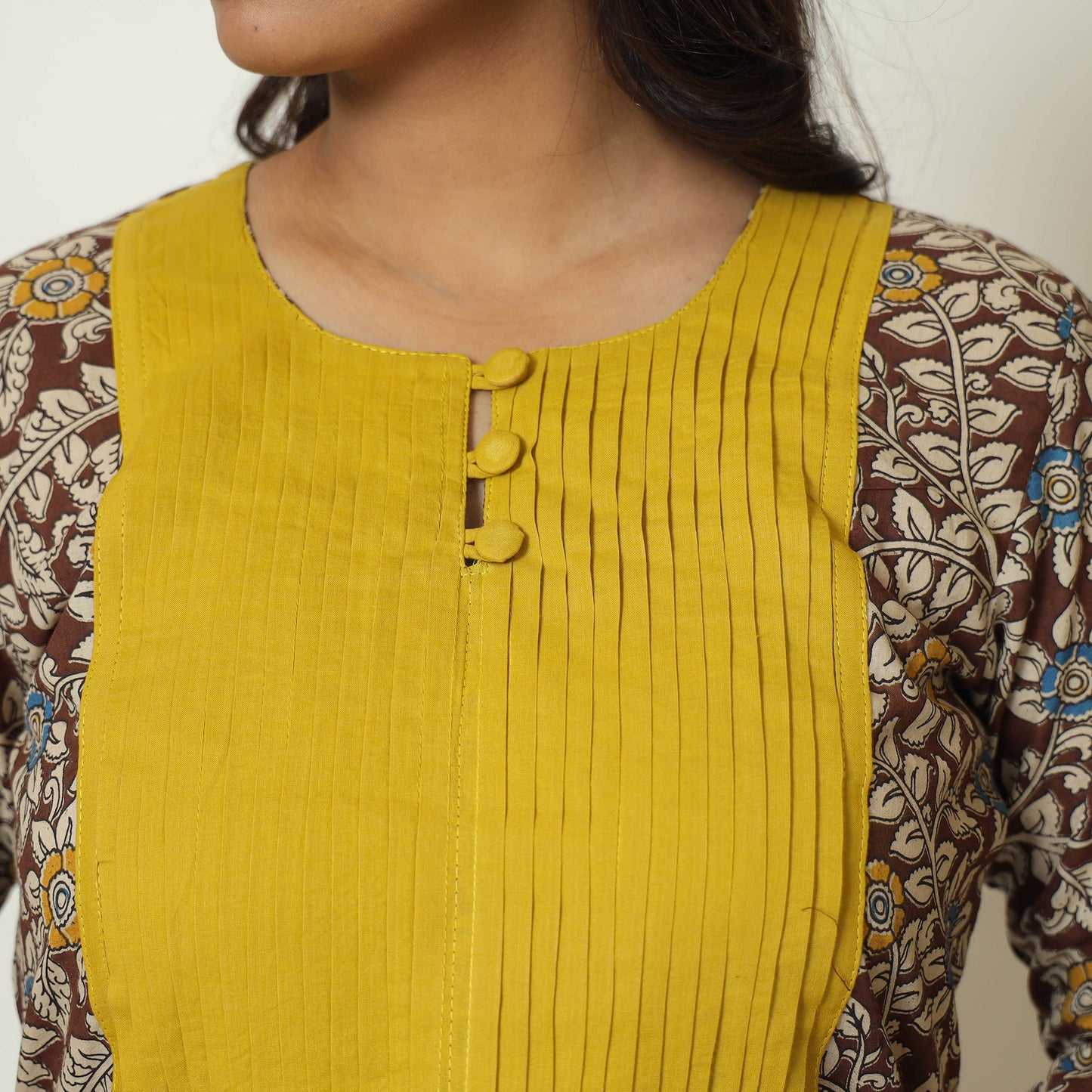 Kalamkari Print Cotton Pintuck Long Straight Kurta For Women