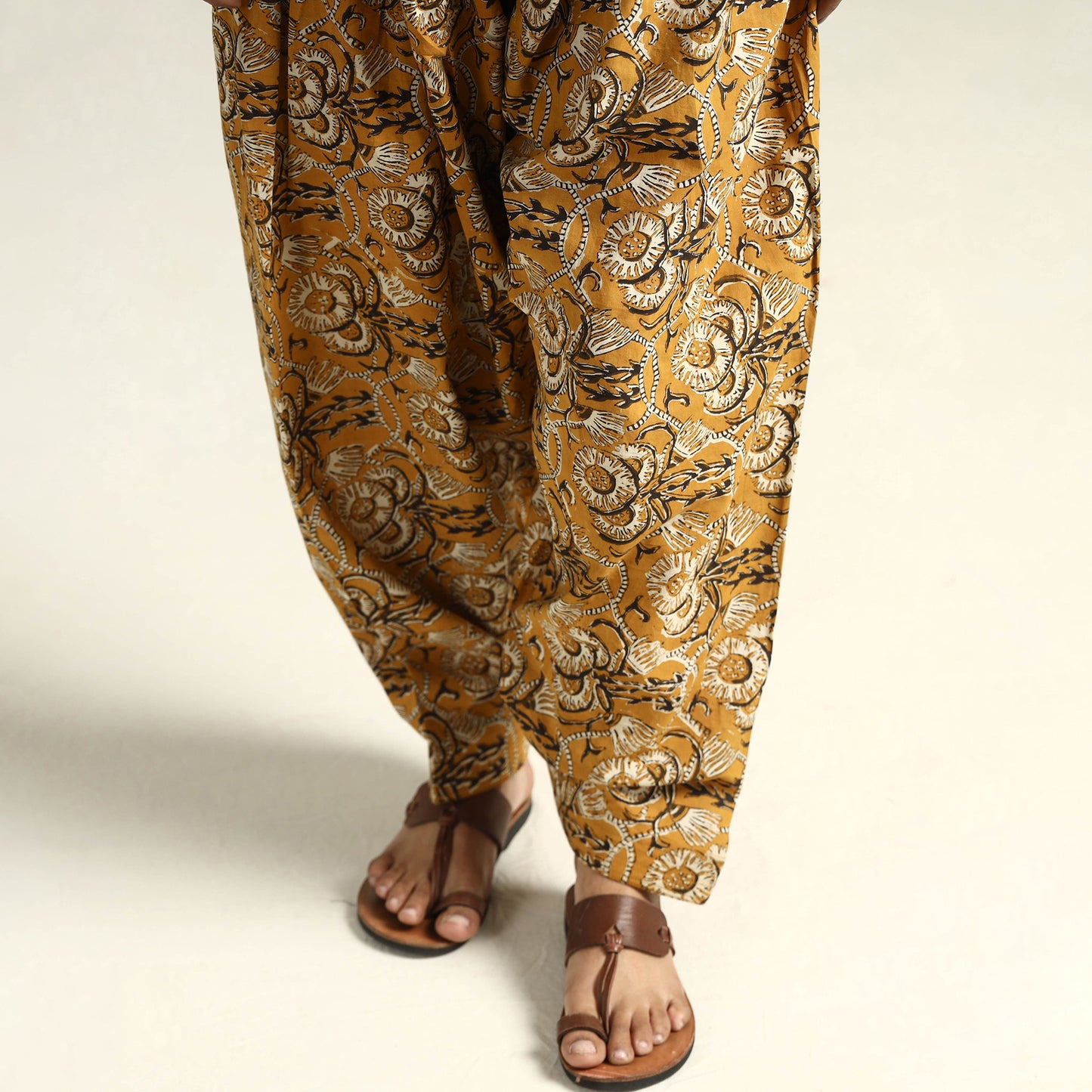 Buy Bagru Block Printed Cotton Elasticated Salwar Online at iTokri.com