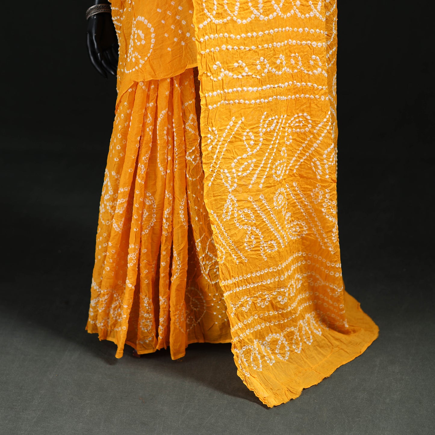 Kutch Bandhani Tie-Dye Cotton Saree 49
