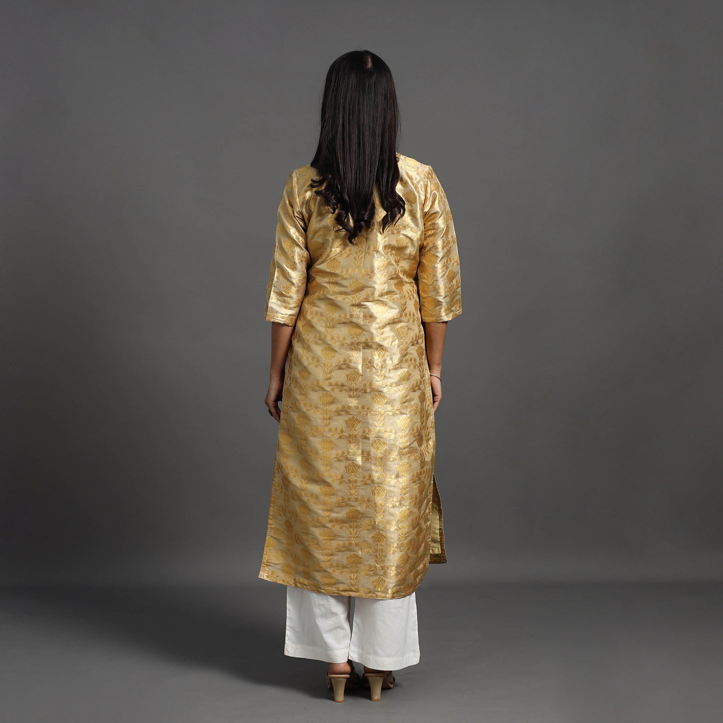 Buy Beige Cutwork Tissue Zari Jaal Banarasi Silk Kurta