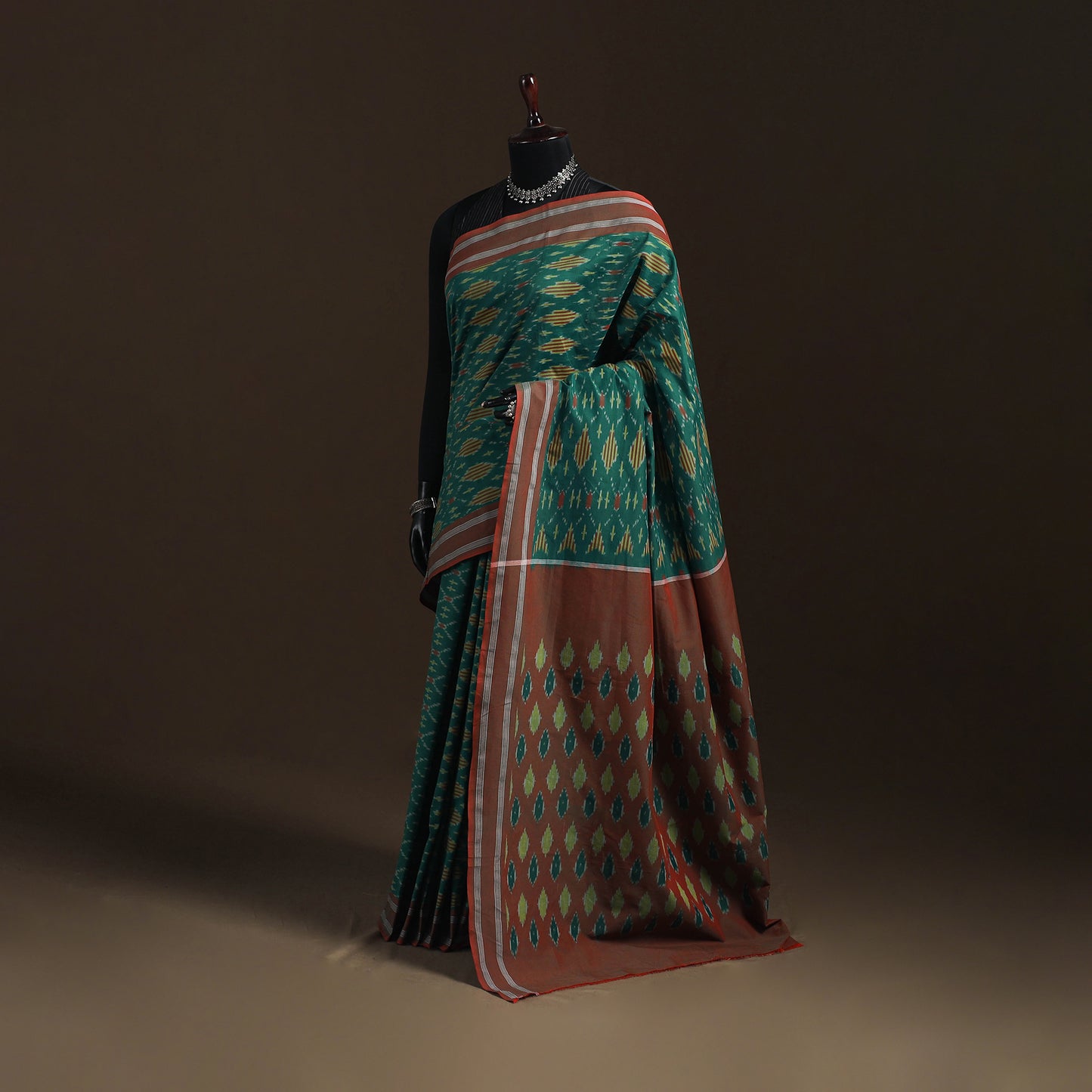 Pochampally Ikat Weave Mercerised Cotton Saree 03