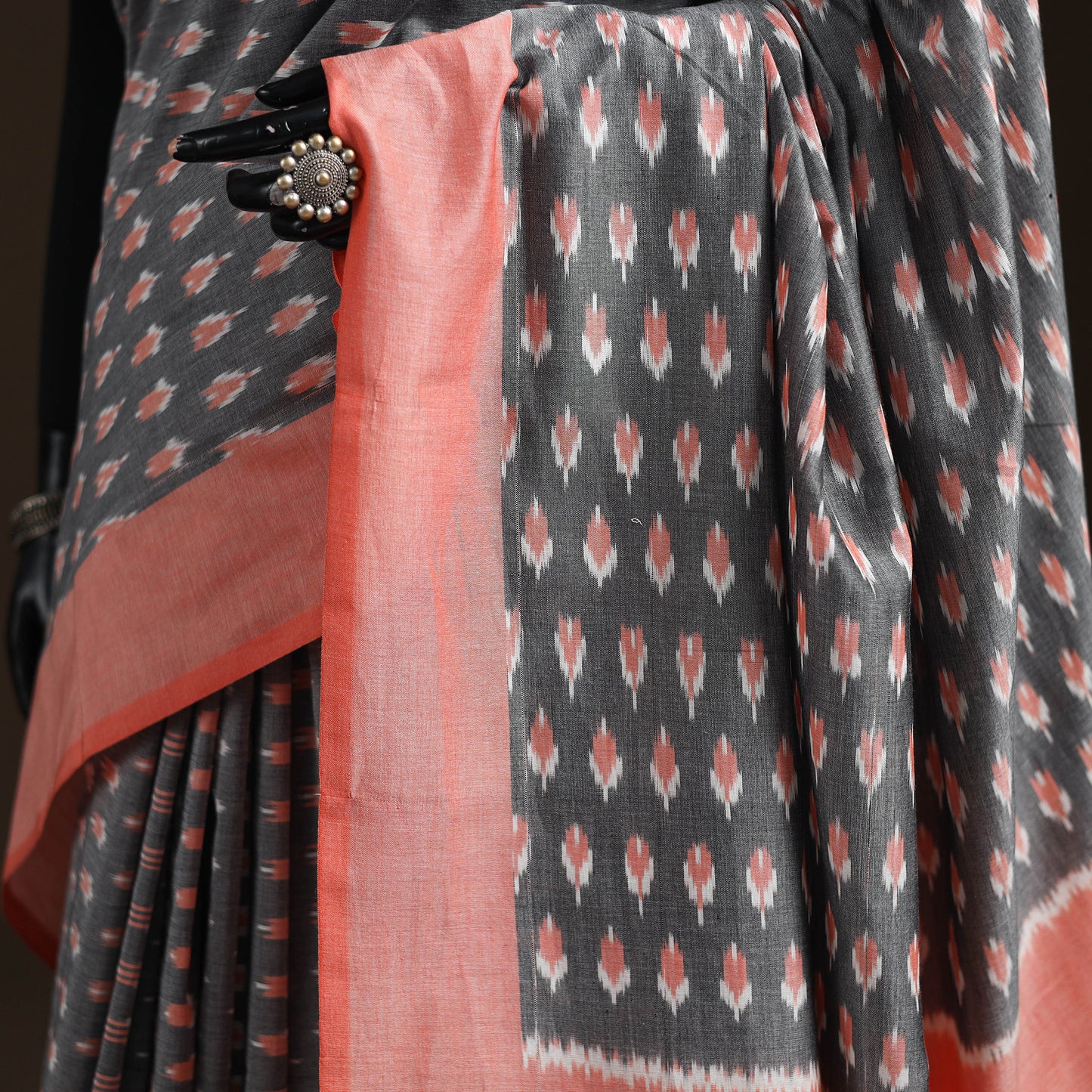Pochampally Ikat Weave Mercerised Cotton Saree 05
