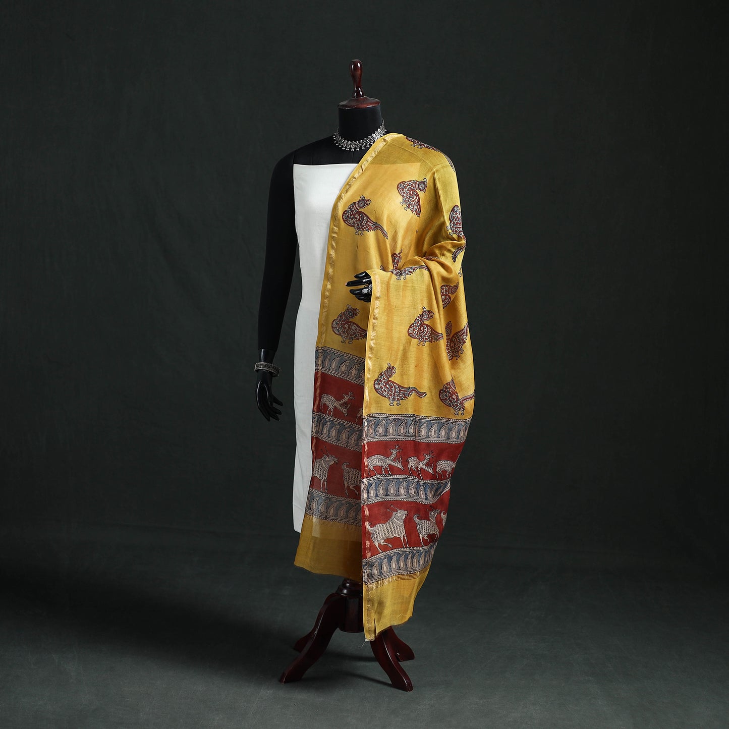 Mata Ni Pachedi Handpainted Natural Dyed Chanderi Silk Handloom Dupatta 29
