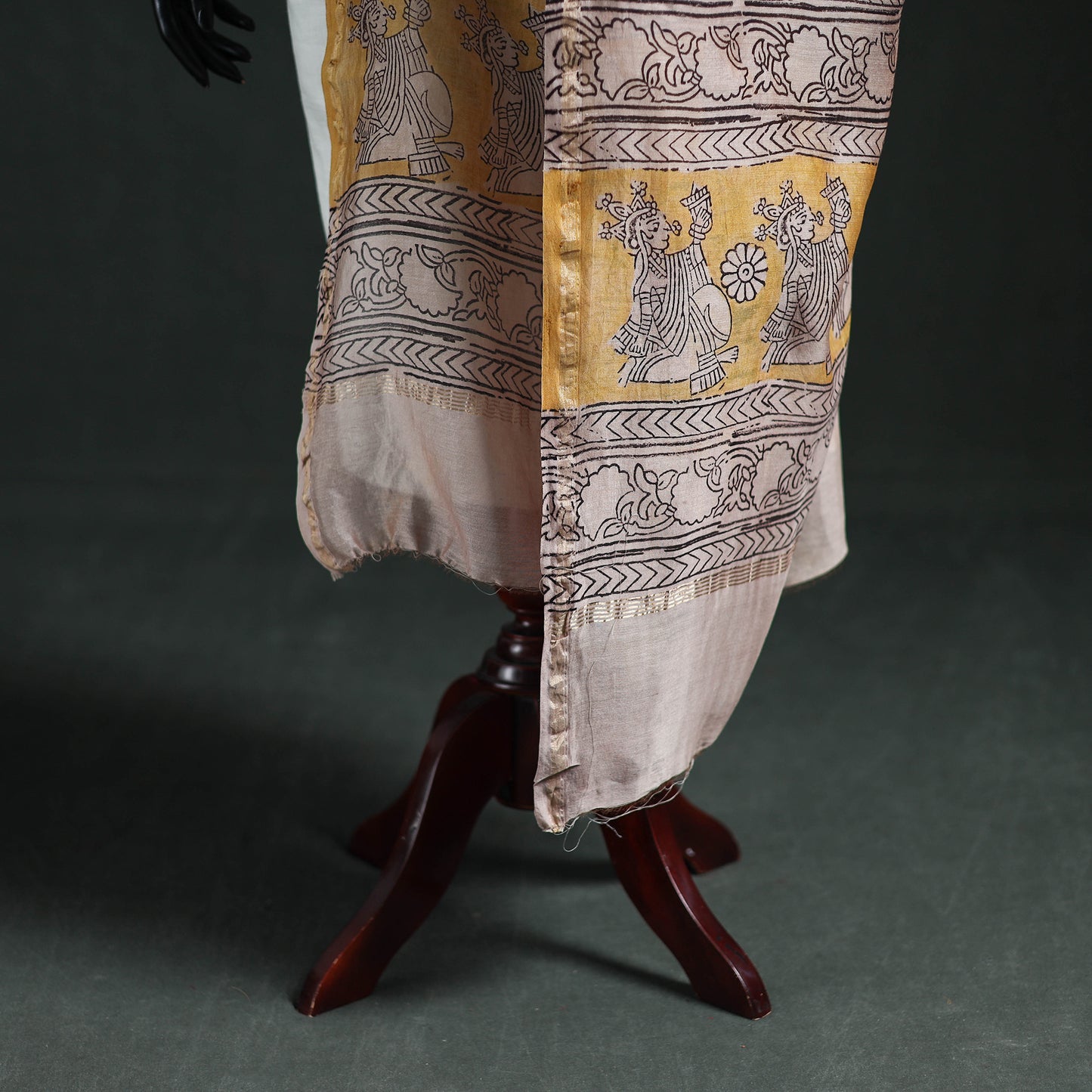 Mata Ni Pachedi Handpainted Natural Dyed Chanderi Silk Handloom Dupatta 31