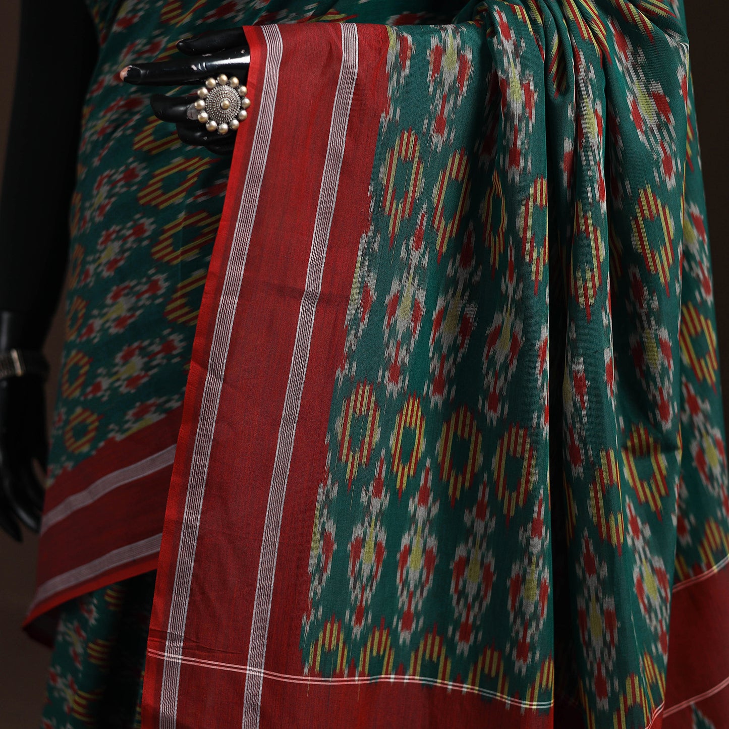 Pochampally Ikat Weave Mercerised Cotton Saree 18