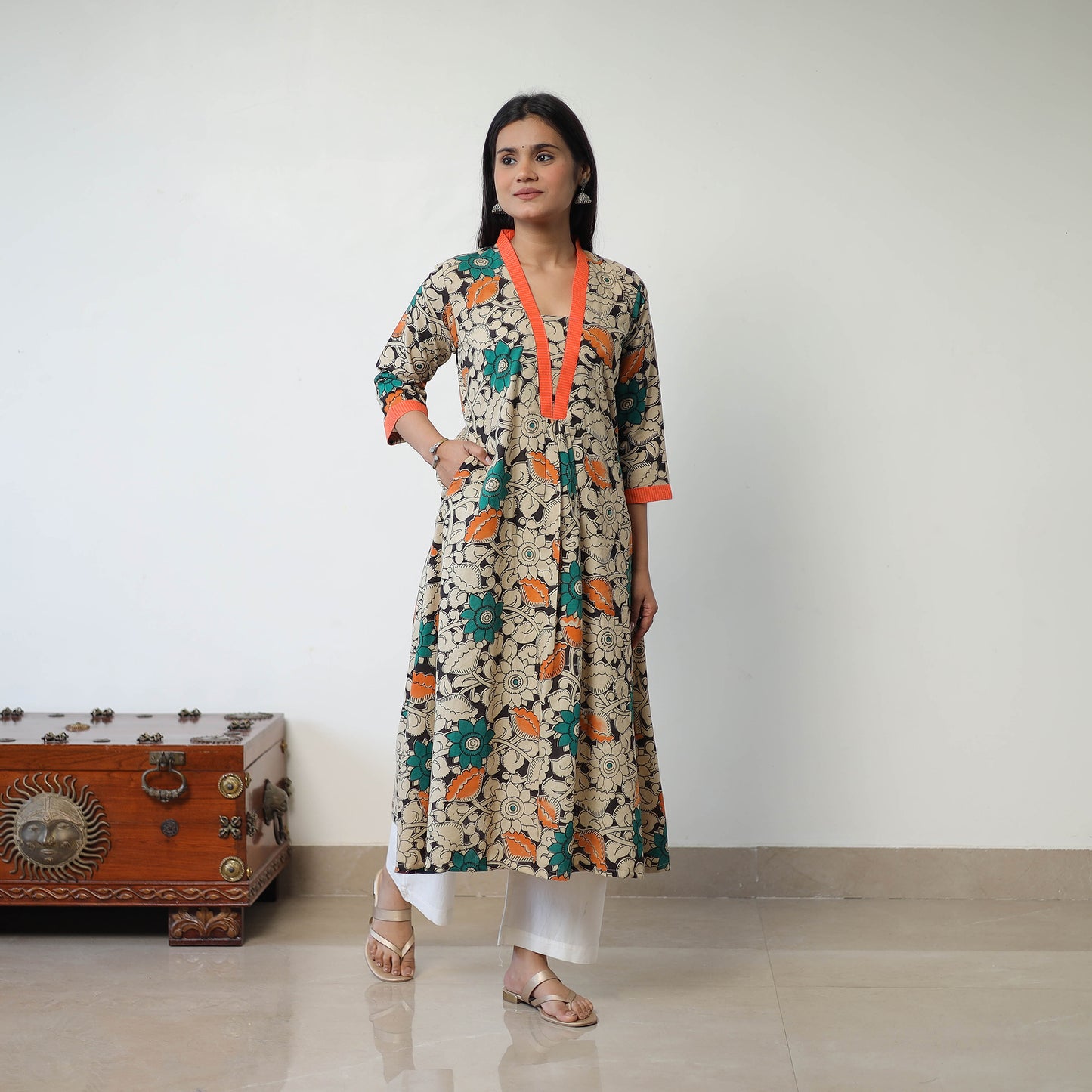 Beige - Printed Cotton Flared Kalamkari Kurta with Patchwork 03