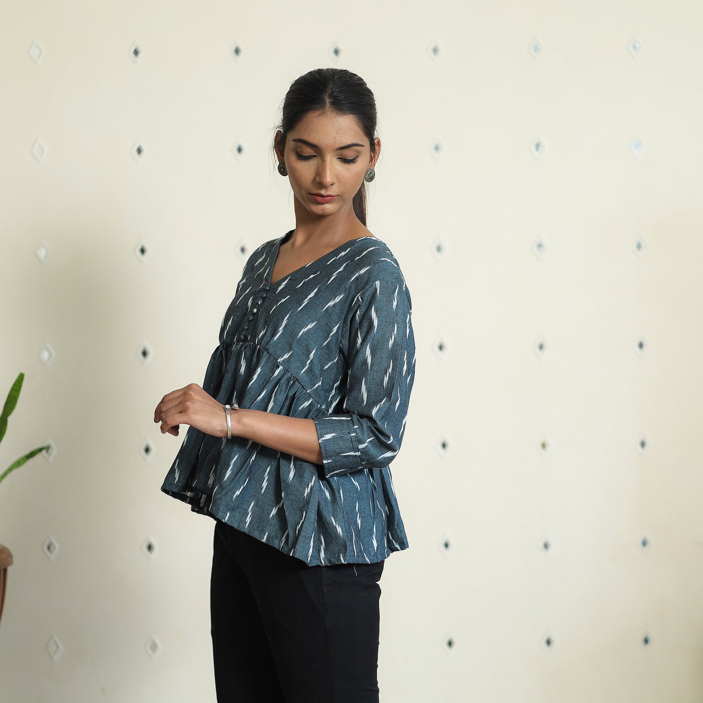 full sleeve crop top