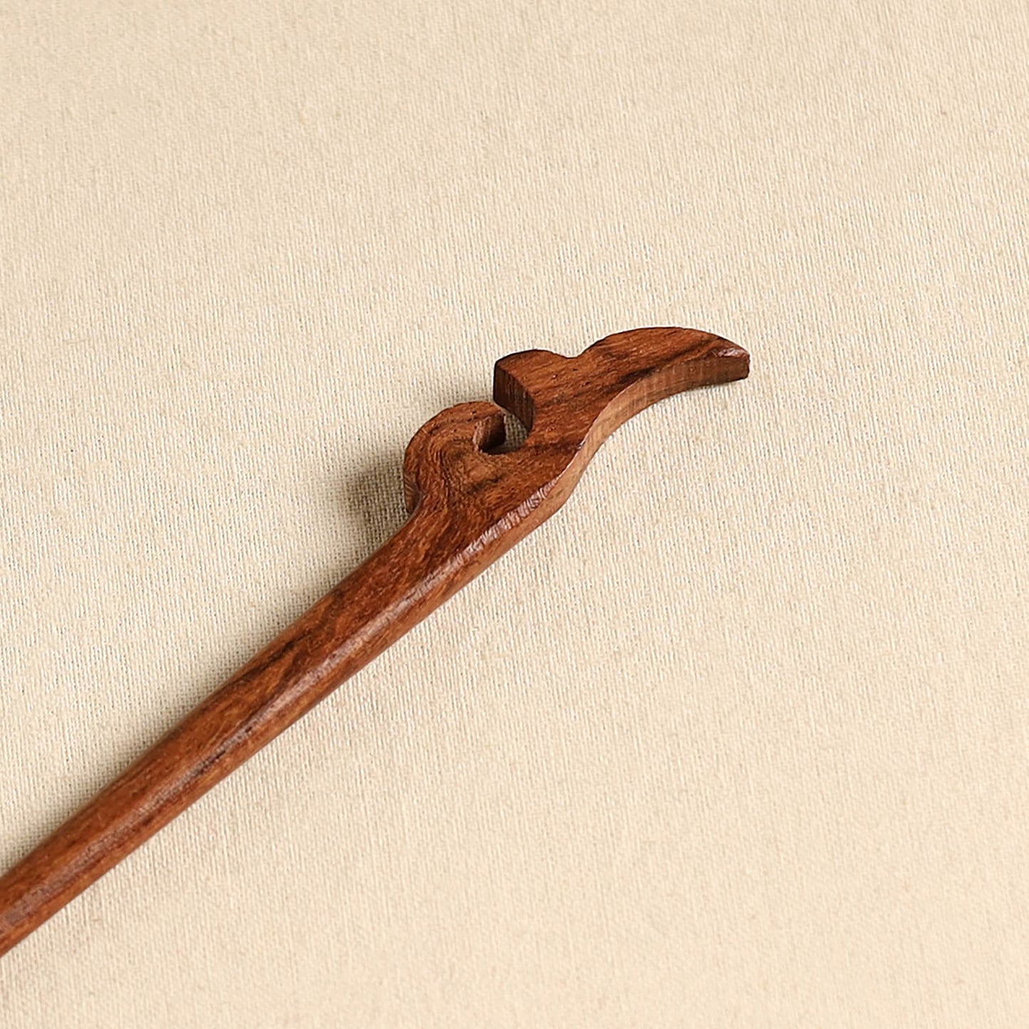 Hand Carved Sheesham Wood Juda Stick 18