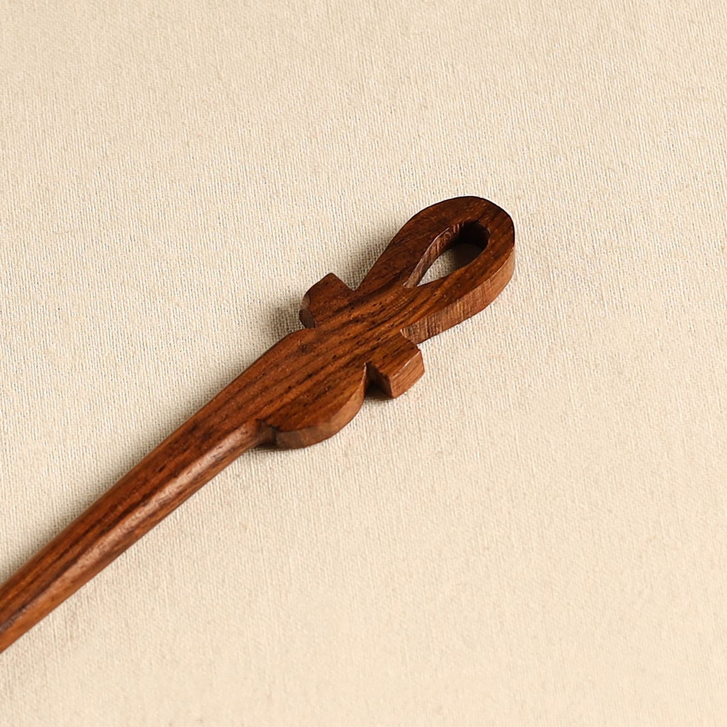 Hand Carved Sheesham Wood Juda Stick 20