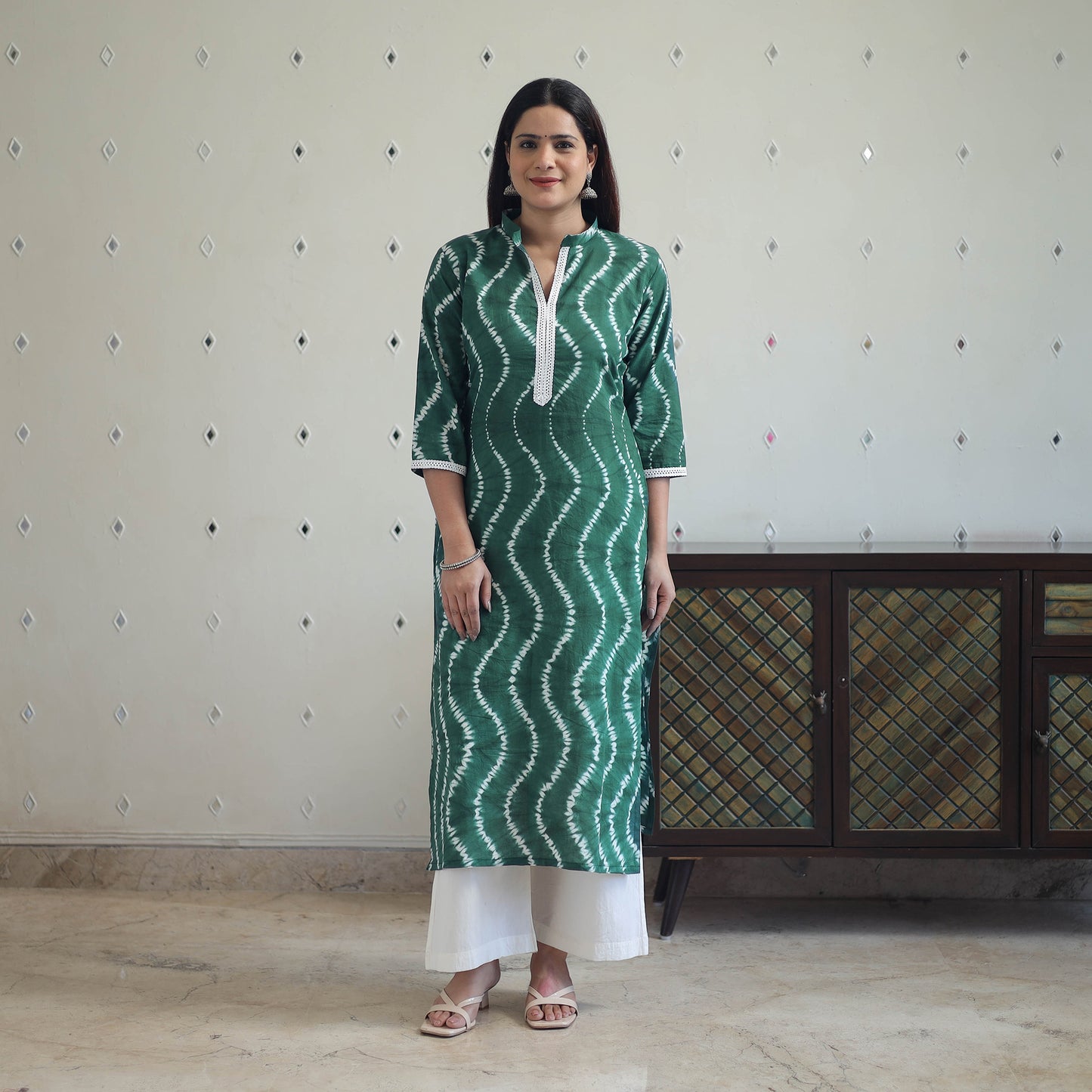 Green Tie & Dye Cotton Straight Shibori Kurta for Women