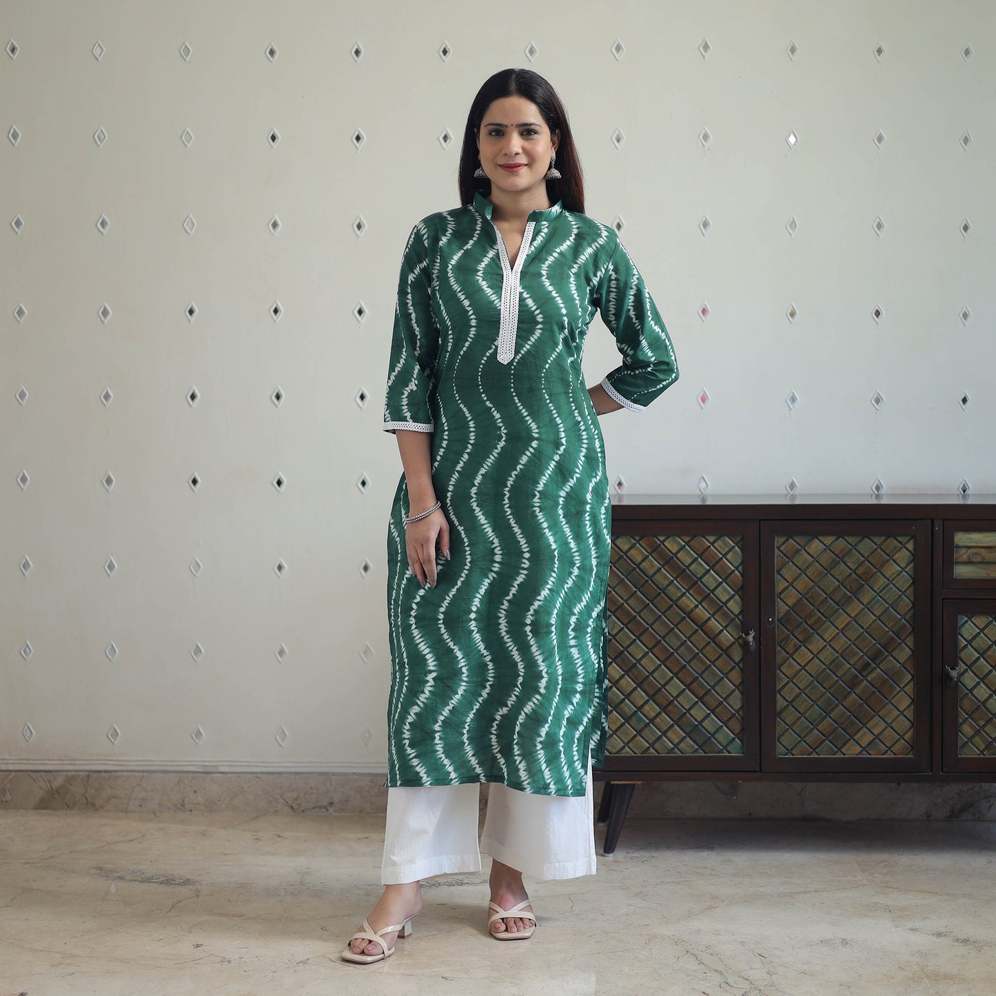 Green Tie & Dye Cotton Straight Shibori Kurta for Women
