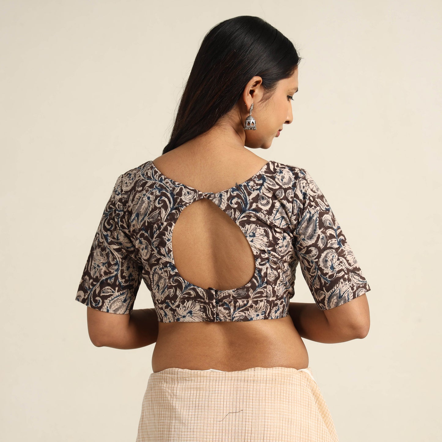 Buy Pedana Kalamkari Block Printed Cotton Stitched Blouse Online at iTokri.com