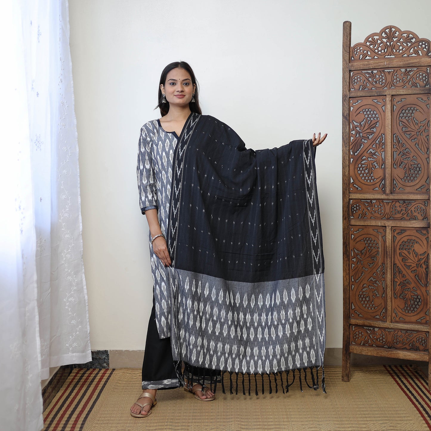 Buy Grey Handloom Cotton Pochampally Ikat Kurta Set Online