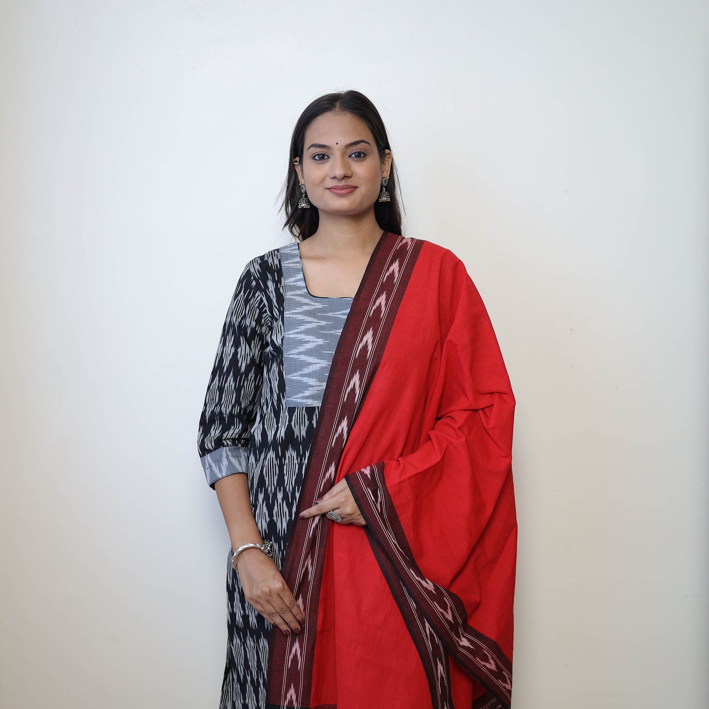Buy Black Handloom Cotton Pochampally Ikat Kurta Set Online