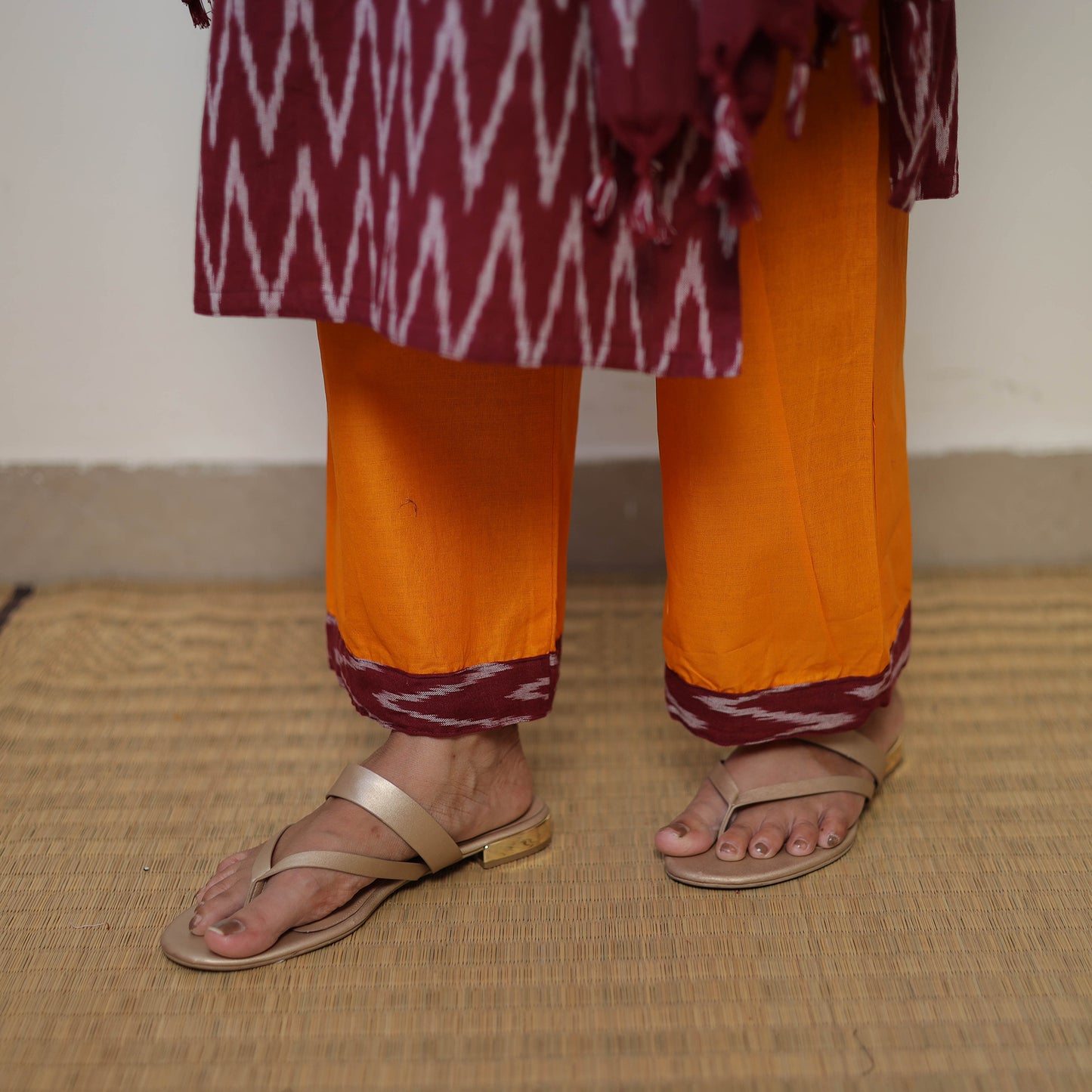 Maroon - Handloom Cotton Pochampally Ikat Kurta Set 19