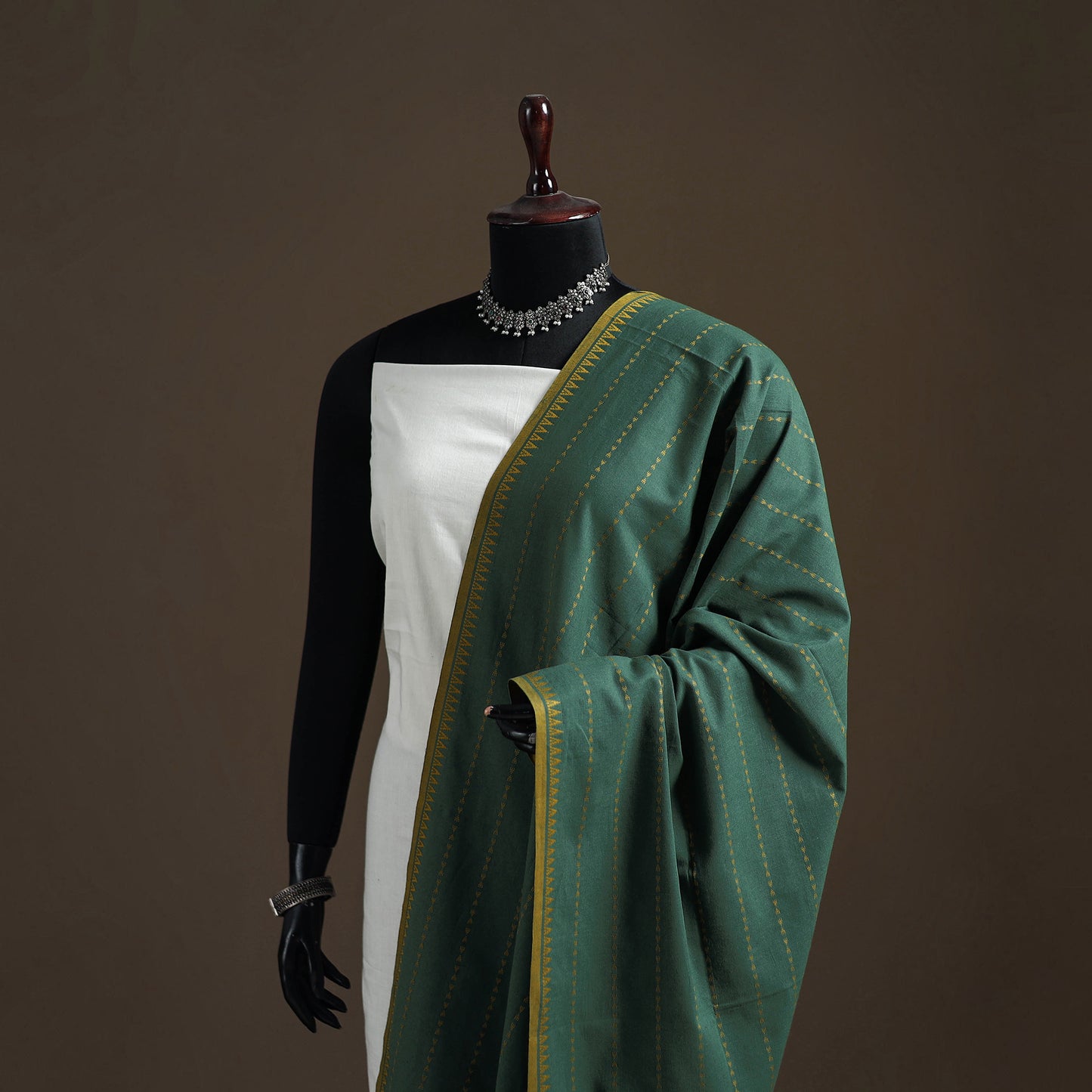 Jacquard Woven Cotton Dupatta with Tassels 02