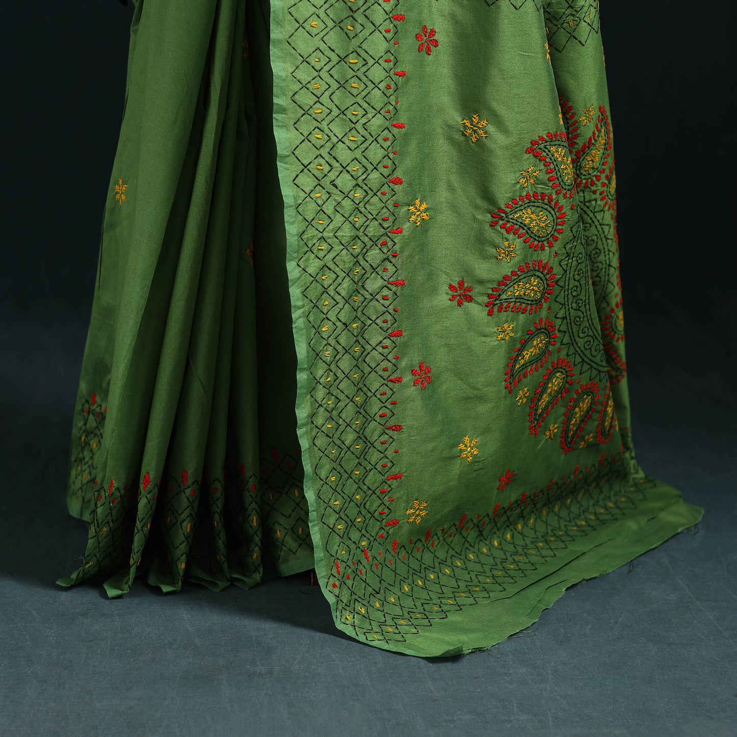 Green - Bengal Hand Embroidery Silk Nakshi Kantha Saree 03