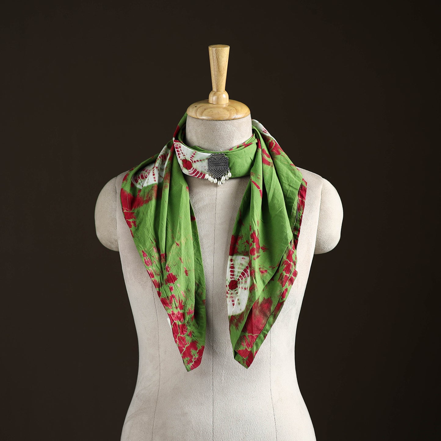 Shibori Tie-Dye Cotton Brooch Scarf 22