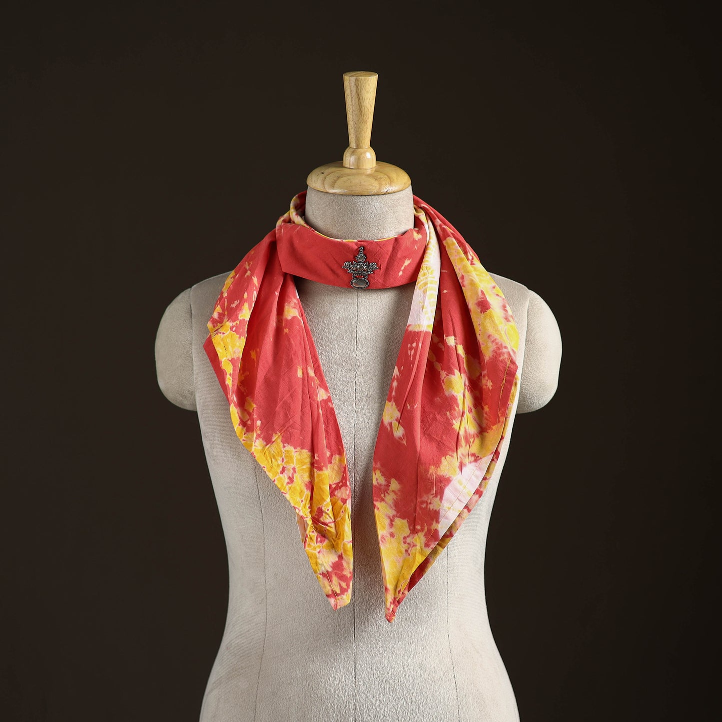 Shibori Tie-Dye Cotton Brooch Scarf 28