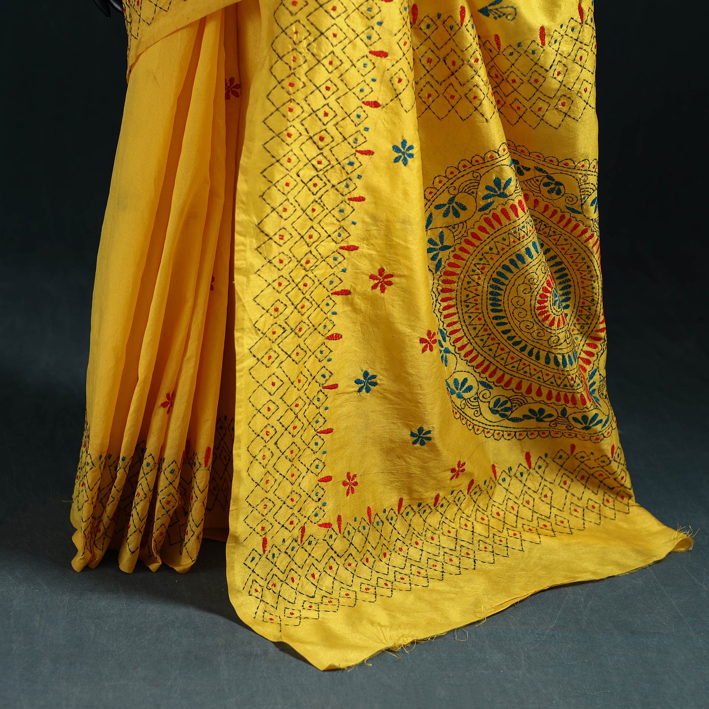 Yellow - Bengal Hand Embroidery Silk Nakshi Kantha Saree 12