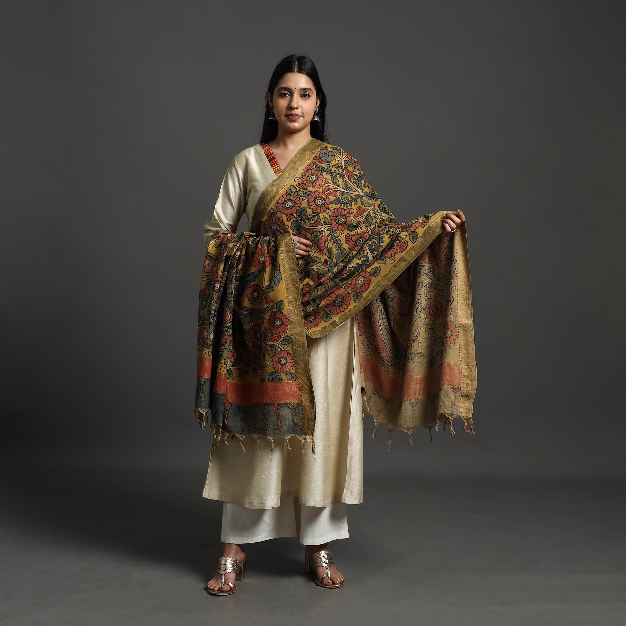 Brown - Mangalagiri Cotton Handpainted Pen Work Kalamkari Dupatta 06