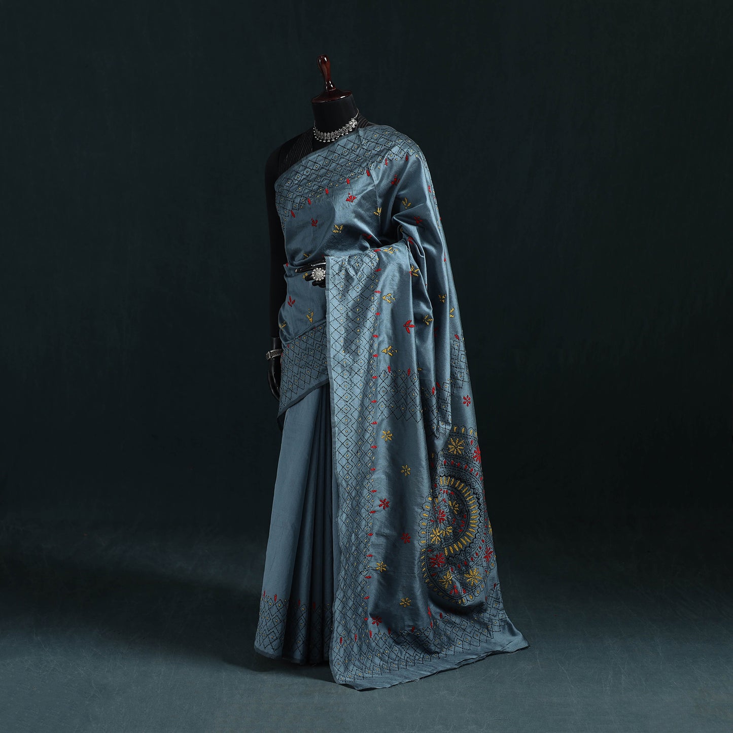 Blue - Bengal Hand Embroidery Silk Nakshi Kantha Saree 16