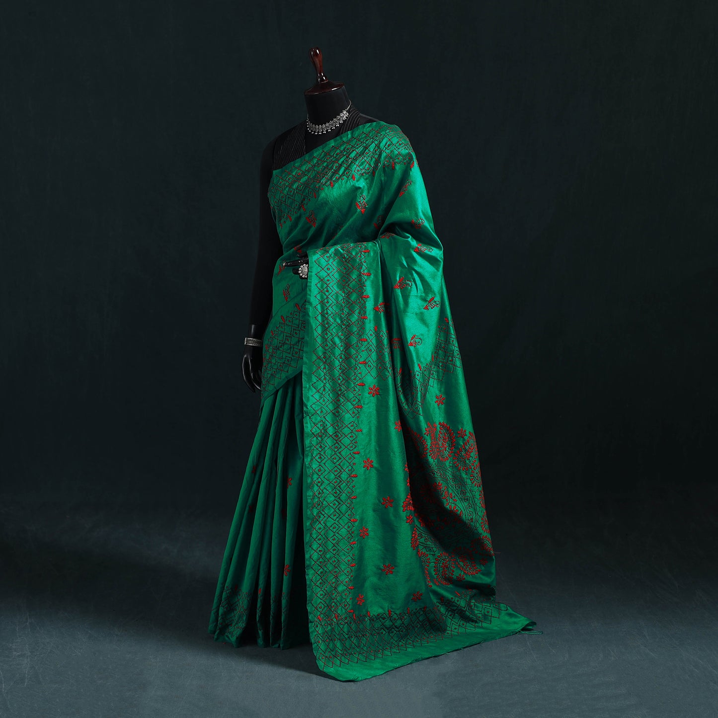 Green - Bengal Hand Embroidery Silk Nakshi Kantha Saree 19
