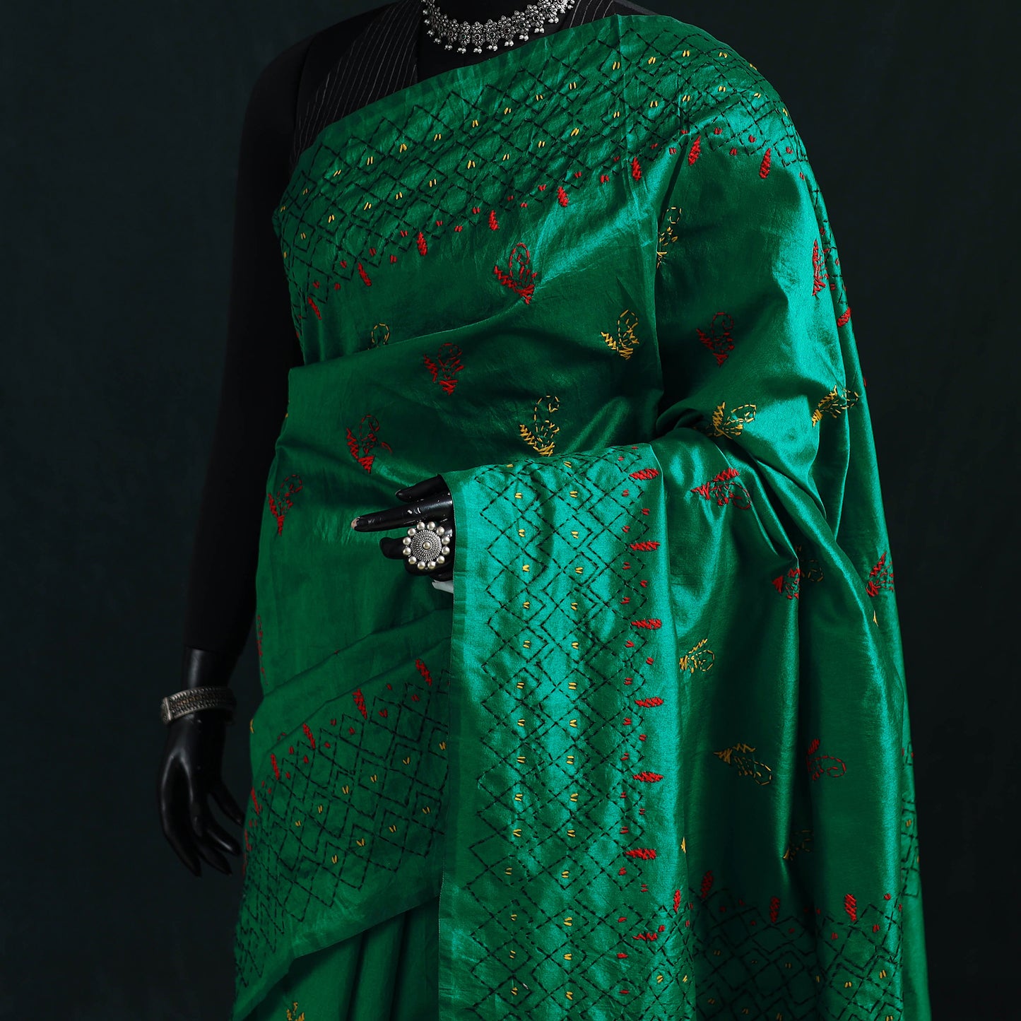 Green - Bengal Hand Embroidery Silk Nakshi Kantha Saree 22