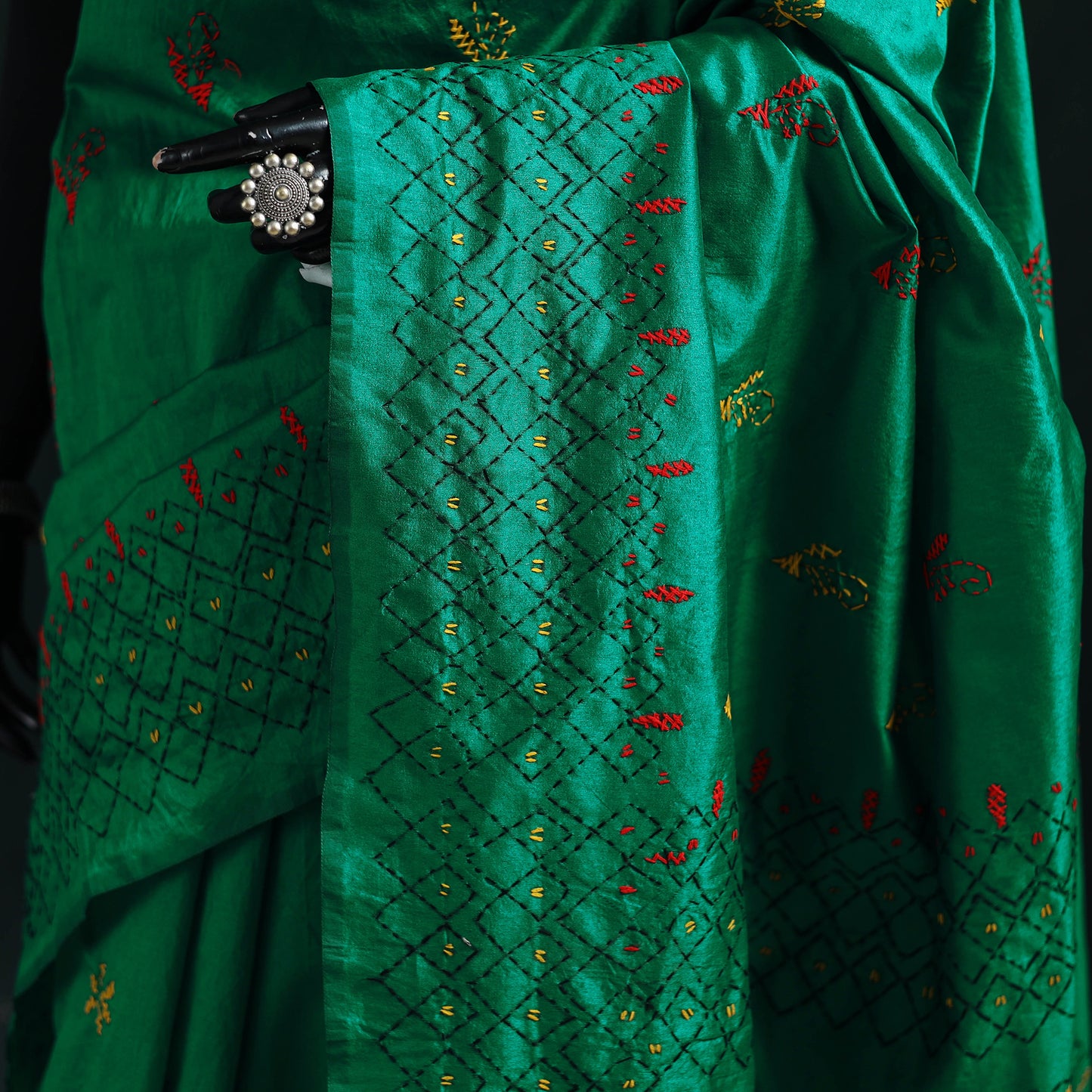 Green - Bengal Hand Embroidery Silk Nakshi Kantha Saree 22