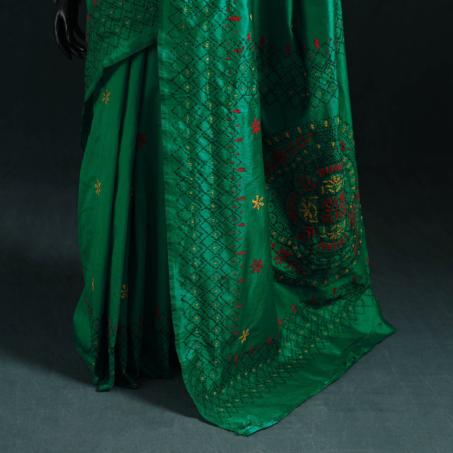Green - Bengal Hand Embroidery Silk Nakshi Kantha Saree 22
