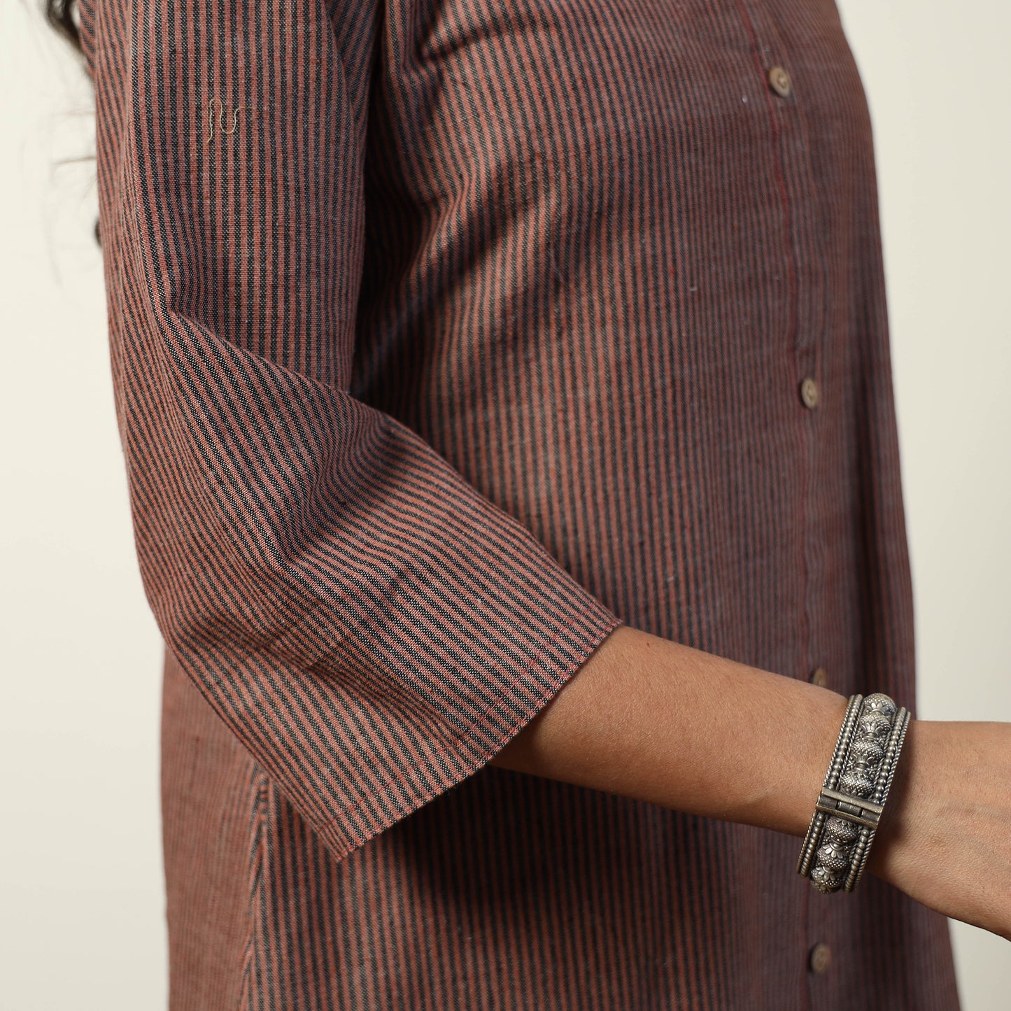 Buy Jhiri Handloom Cotton Straight Long Kurta Online l iTokri.com