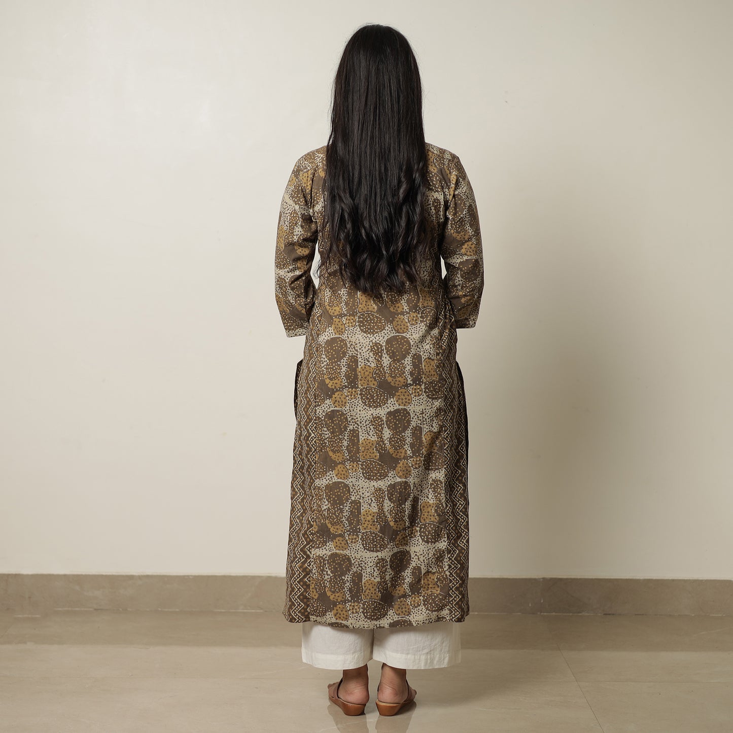 Buy Akola Hand Block Printed Cotton Straight Kurta for Women