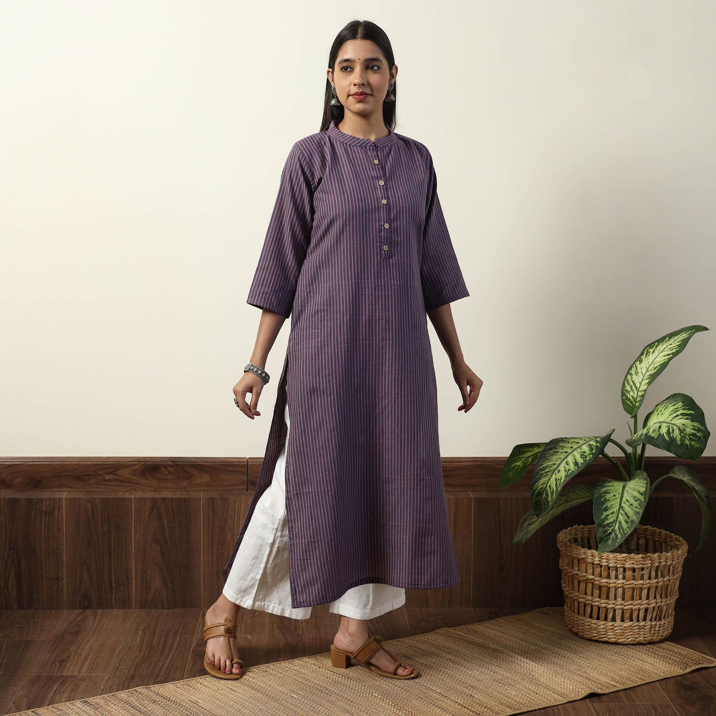 Buy Jhiri Handloom Cotton Straight Long Kurta Online l iTokri.com