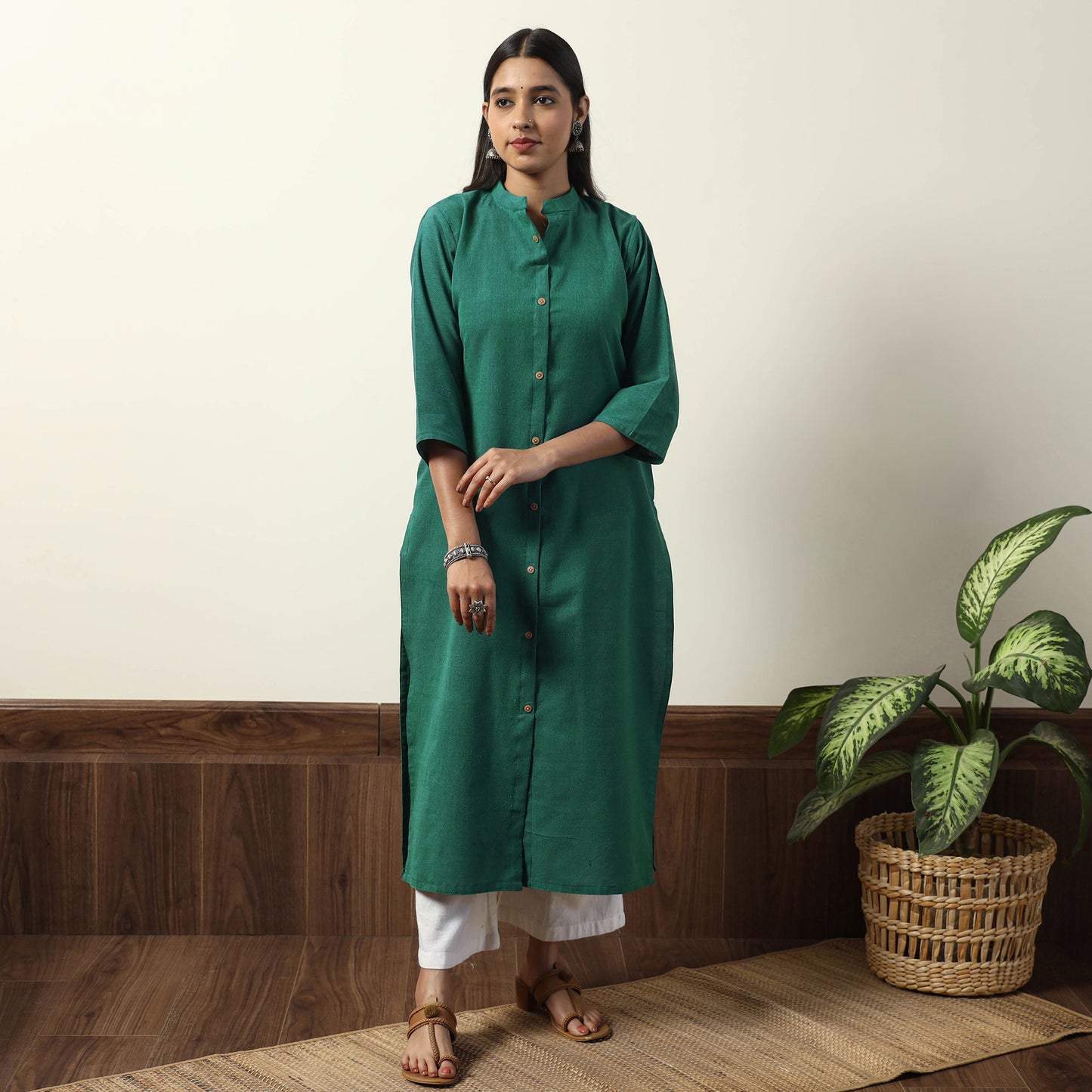 Buy Jhiri Handloom Cotton Straight Long Kurta Online l iTokri.com