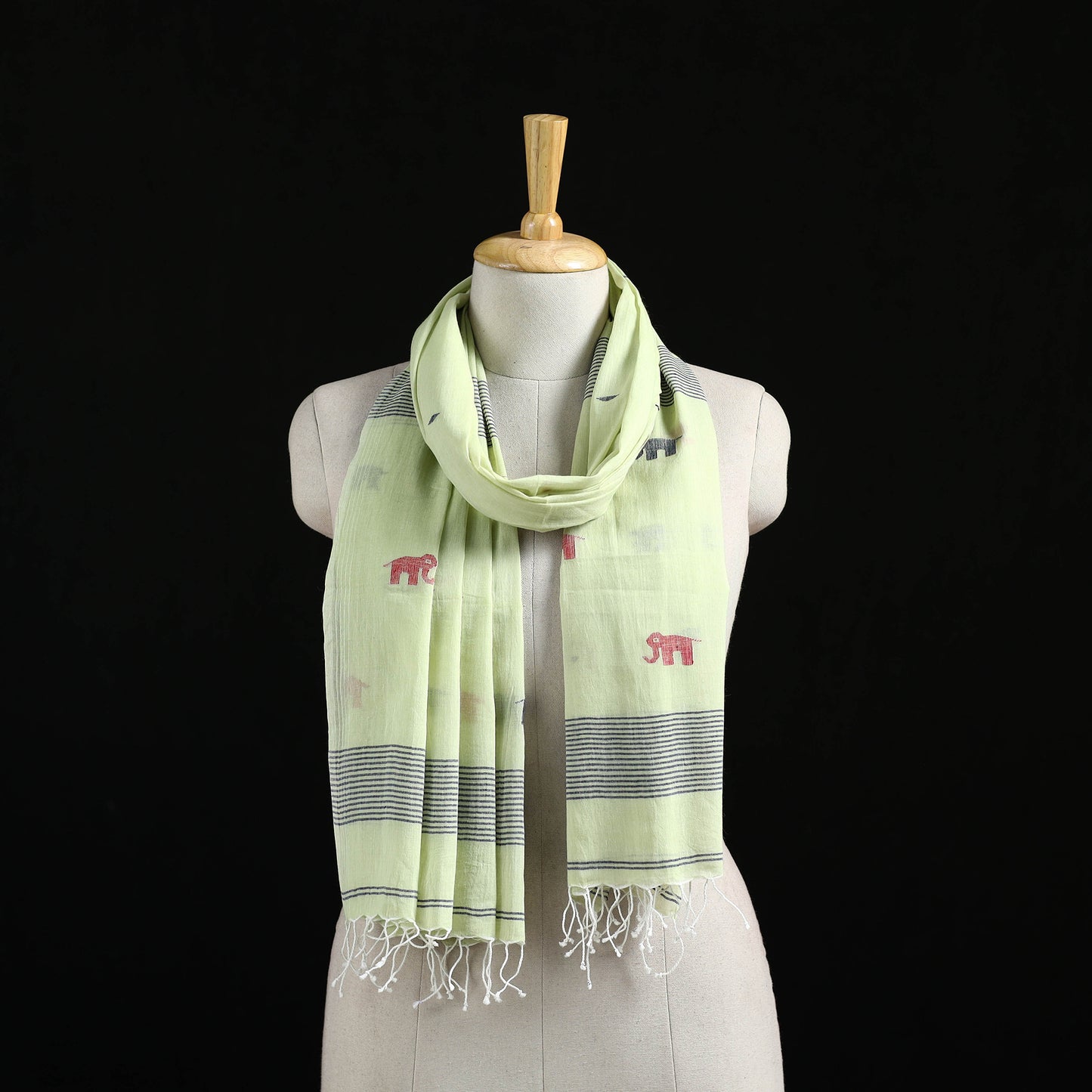 Burdwan Jamdani Handloom Cotton Stole with Tassels 01