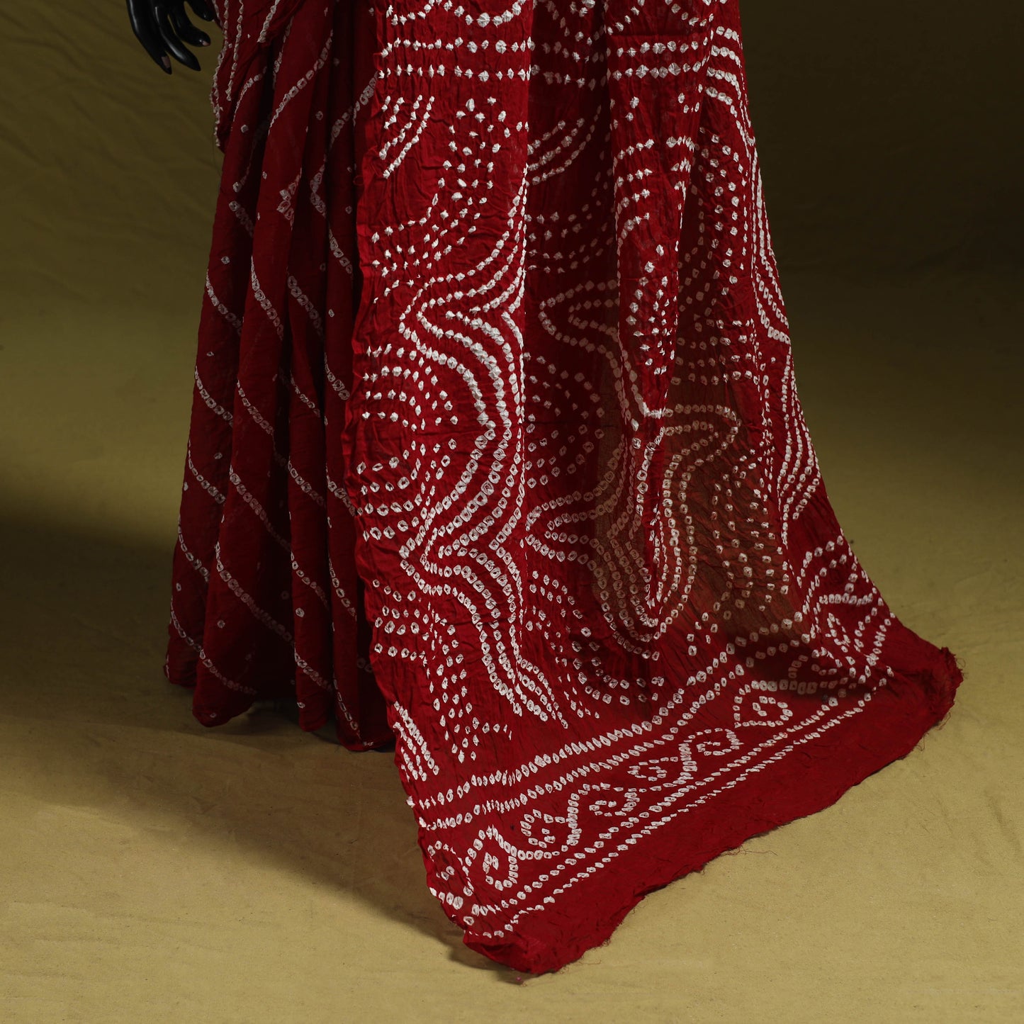 Kutch Tie-Dye Pure Cotton Bandhani Saree 13