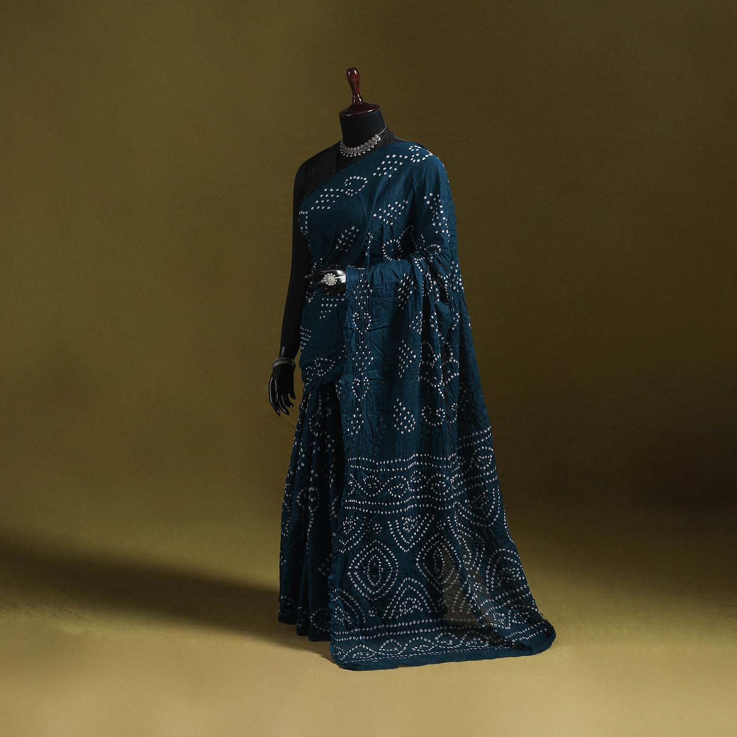 Kutch Tie-Dye Pure Cotton Bandhani Saree 06