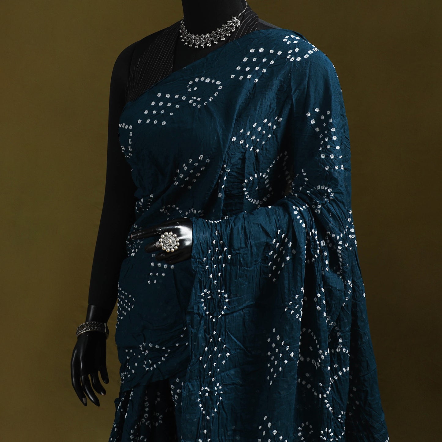 Kutch Tie-Dye Pure Cotton Bandhani Saree 06