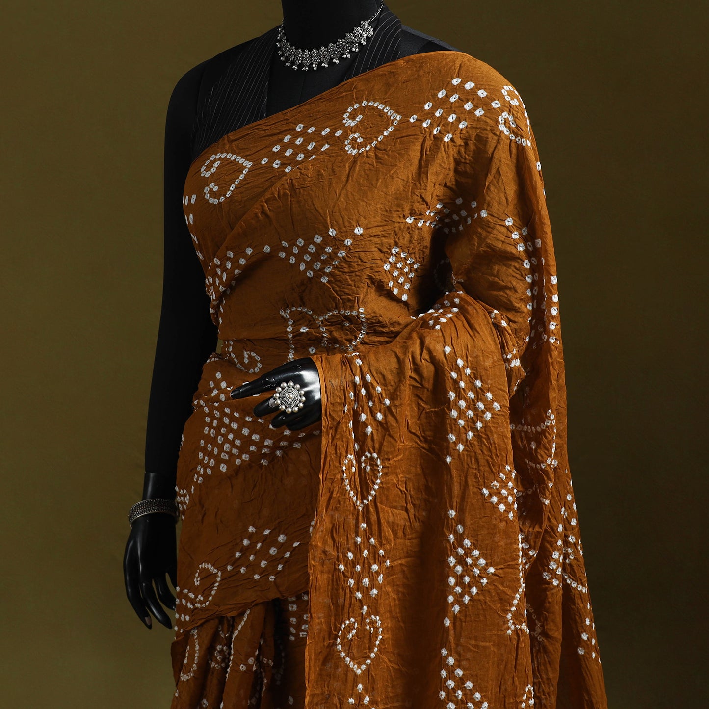 Kutch Tie-Dye Pure Cotton Bandhani Saree 05