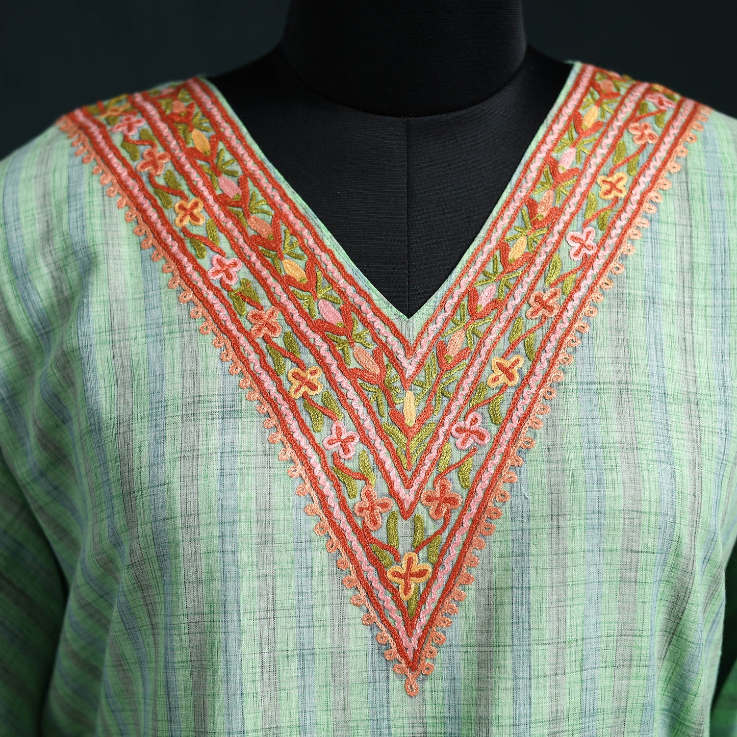 Green - Kashmiri Aari Hand Embroidered Cotton Kaftan (Long) 38