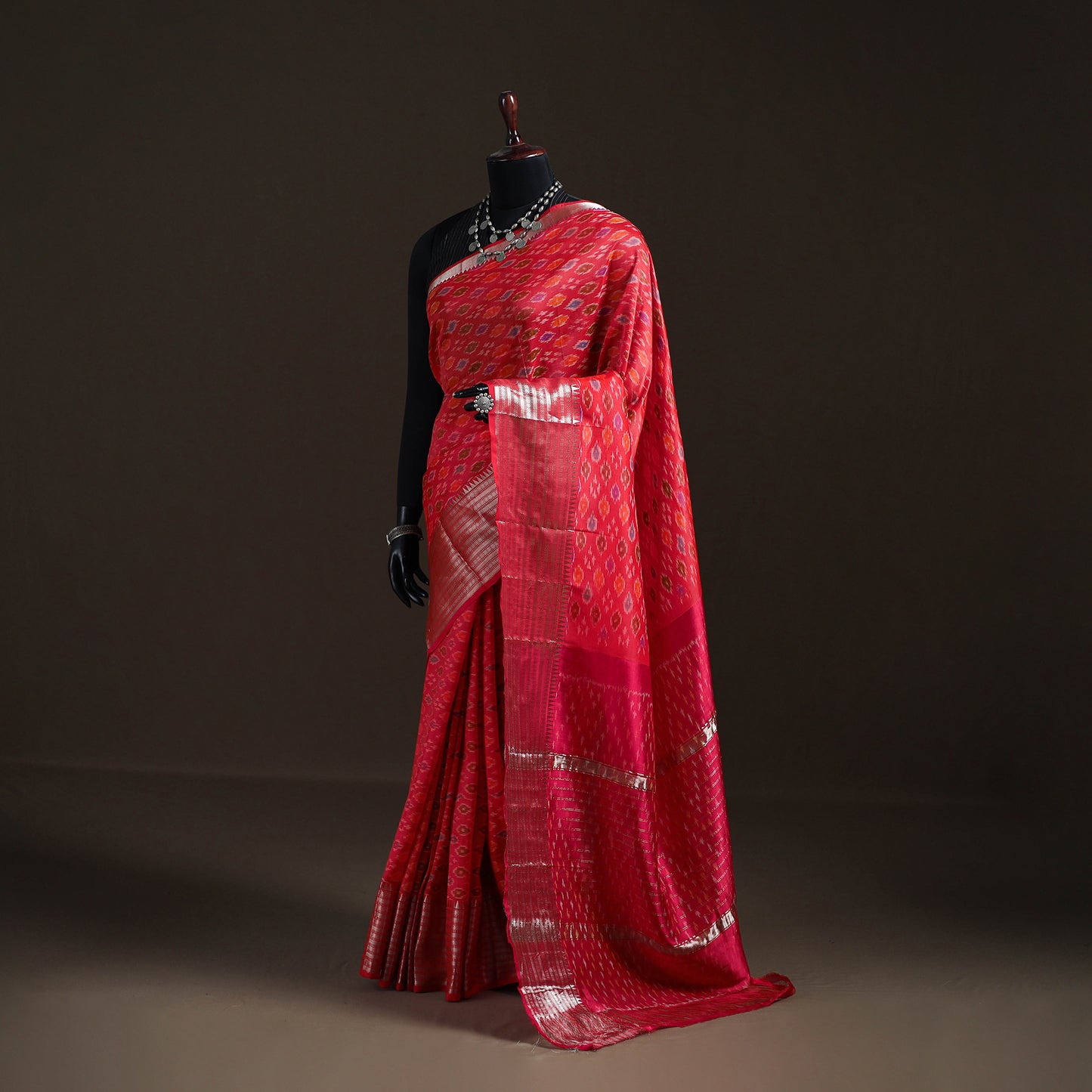 Pink - Traditional Pochampally Ikat Handwoven Pure Silk Pattu Saree with Rudraksha Border 04
