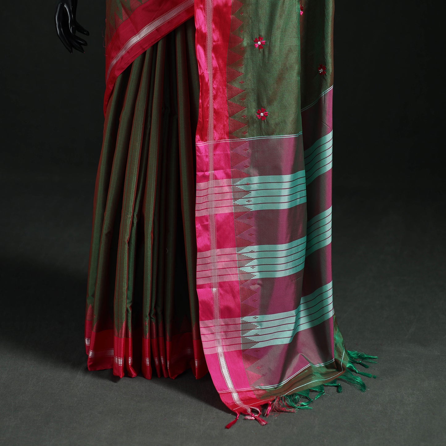 Ilkal Weave Thread Work Silk Cotton Saree with Chikki Paras Border 01