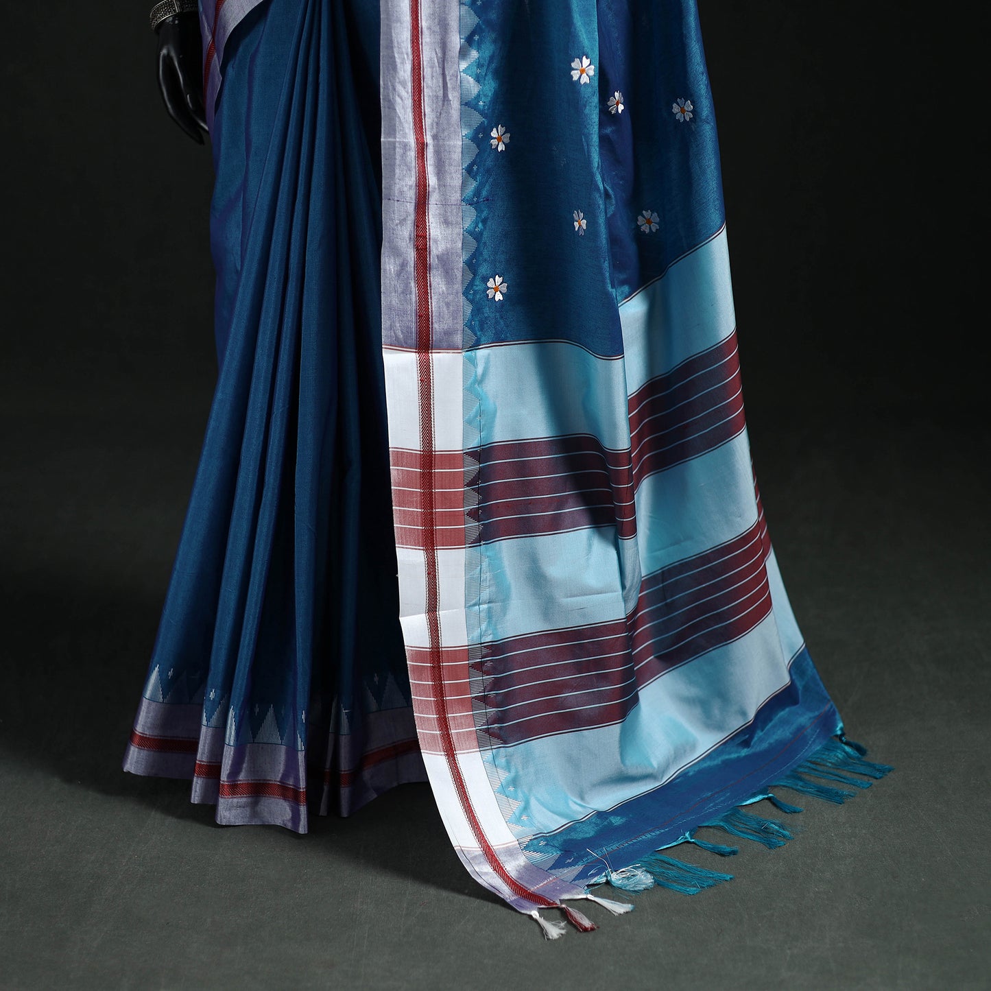 Ilkal Weave Thread Work Silk Cotton Saree with Chikki Paras Border 05