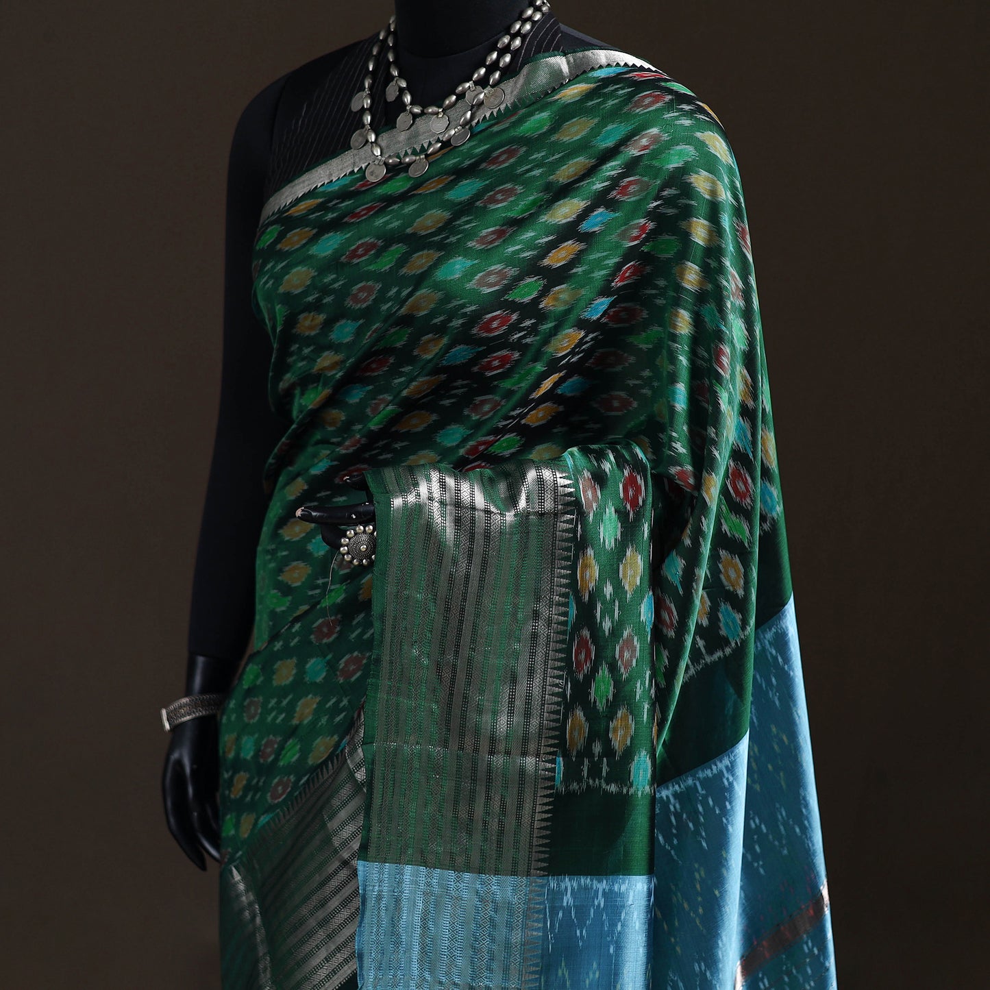 Traditional Pochampally Ikat Handwoven Pure Silk Pattu Saree with Rudraksha Border 13