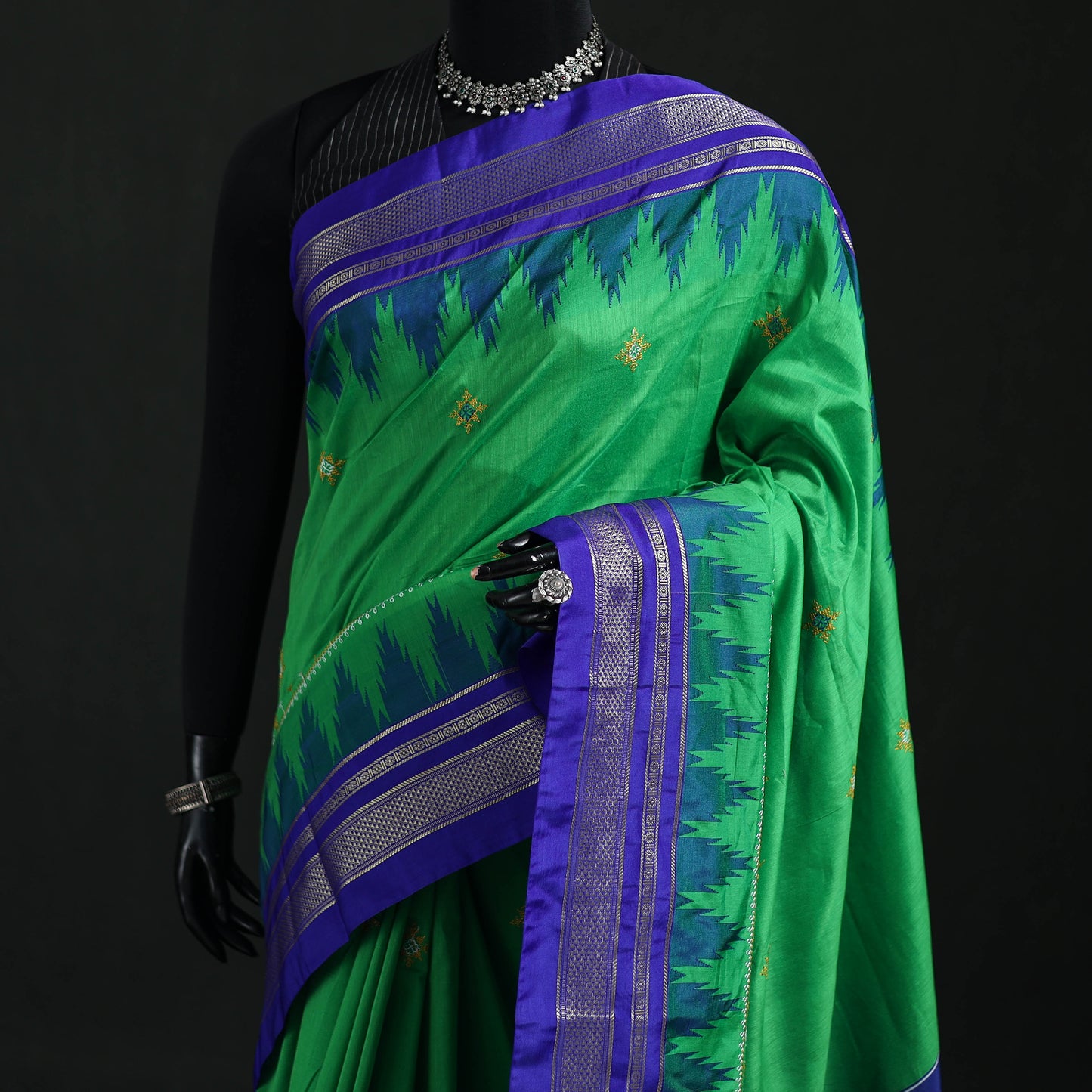 Ilkal Weave Kasuti Work Silk Cotton Zari Border Saree with Blouse Piece 08