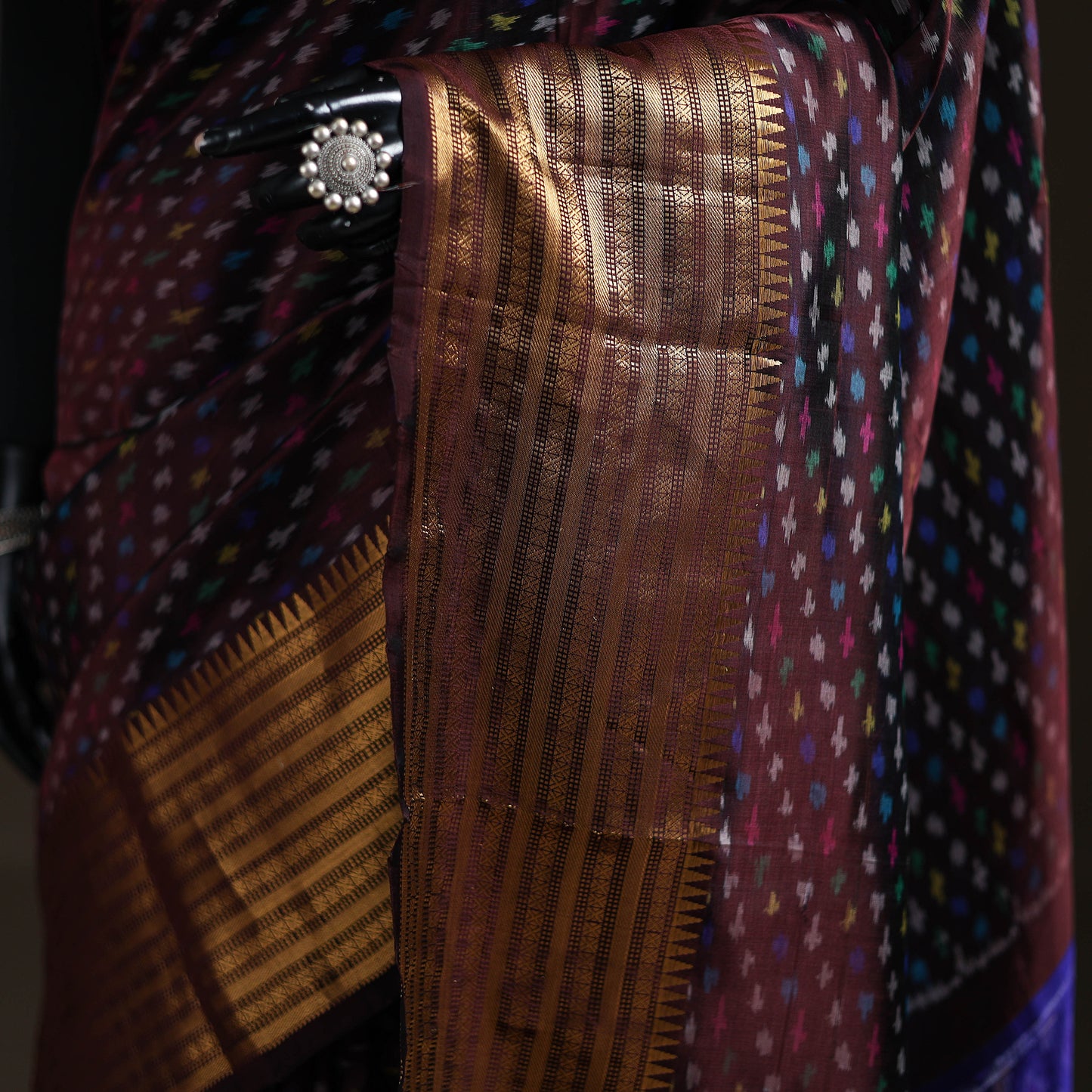 Purple - Traditional Pochampally Ikat Handwoven Pure Silk Pattu Saree with Rudraksha Border 20