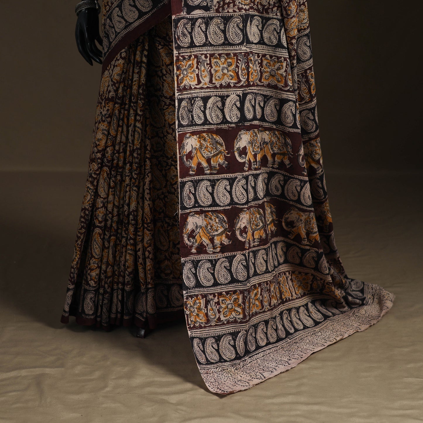 Pedana Hand Block Print Natural Dyed Cotton Kalamkari Saree 08
