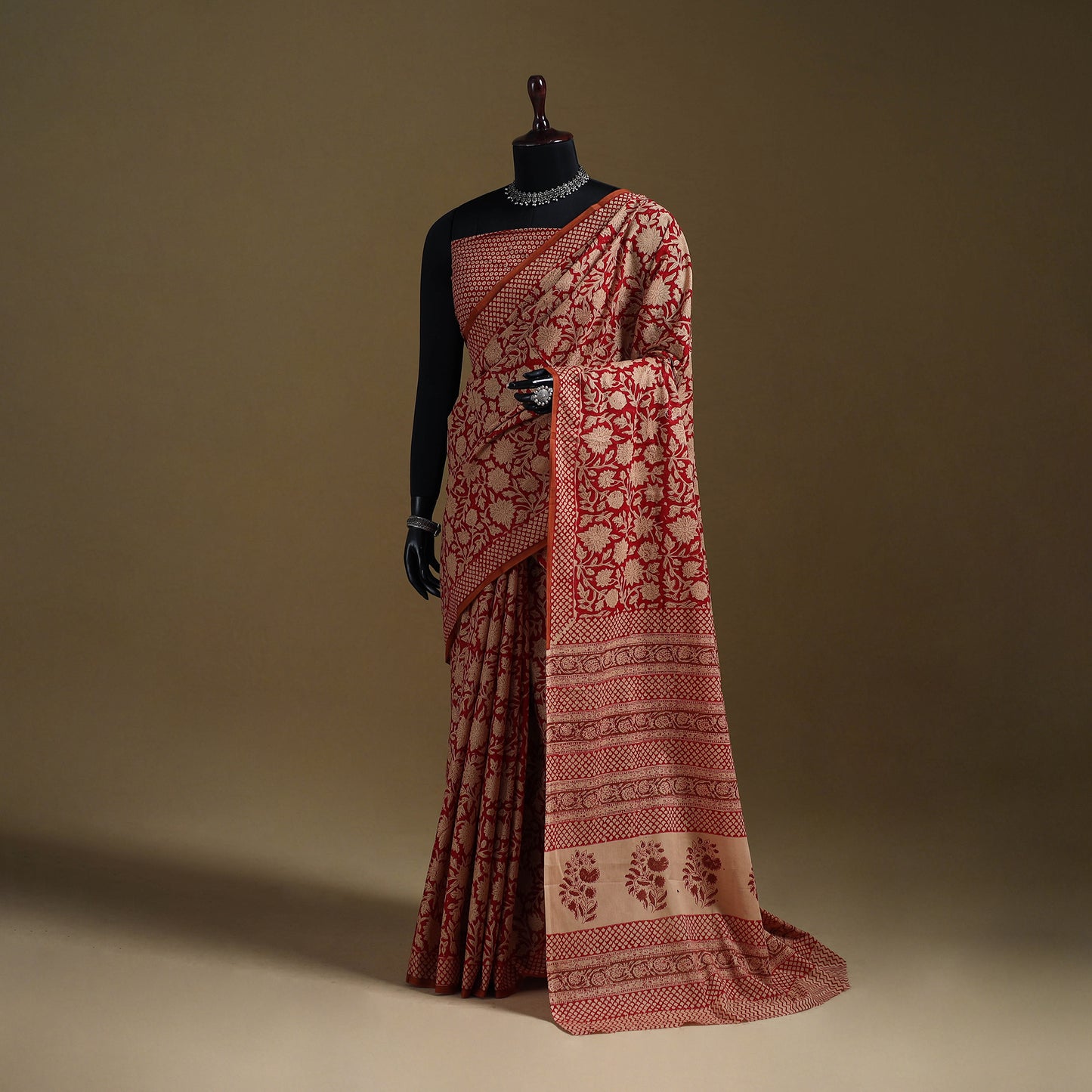 Red - Gamthi Hand Block Print Pure Mul Cotton Saree with Blouse Piece 03