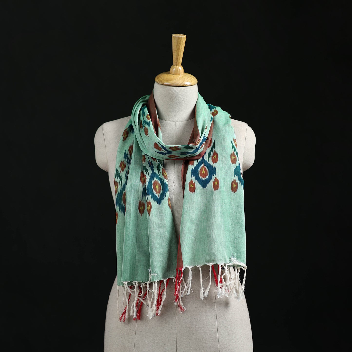 Pochampally Ikat Weave Cotton Stole 04