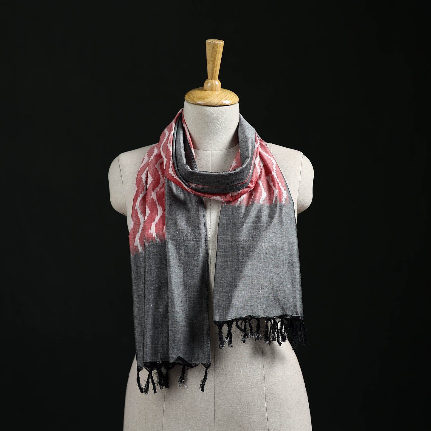 Pochampally Ikat Weave Cotton Stole 18